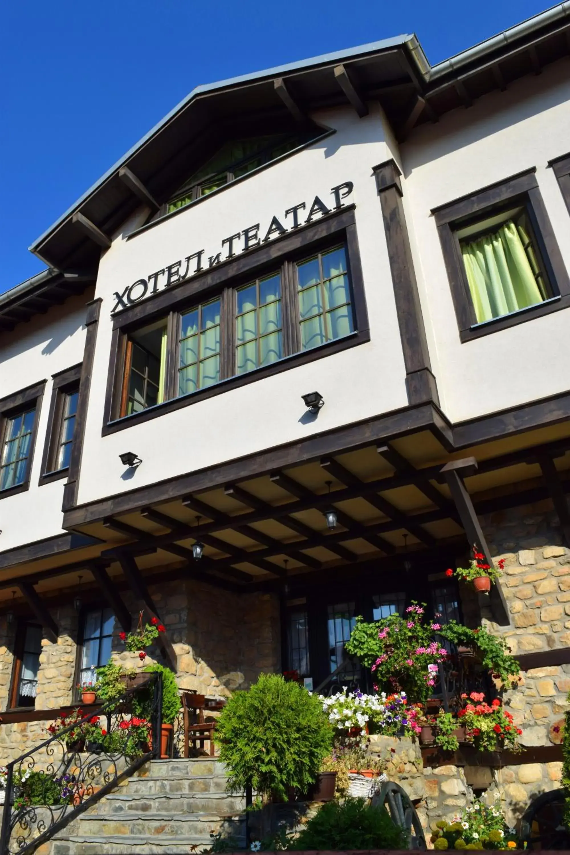 Facade/entrance, Property Building in Hotel Theatre