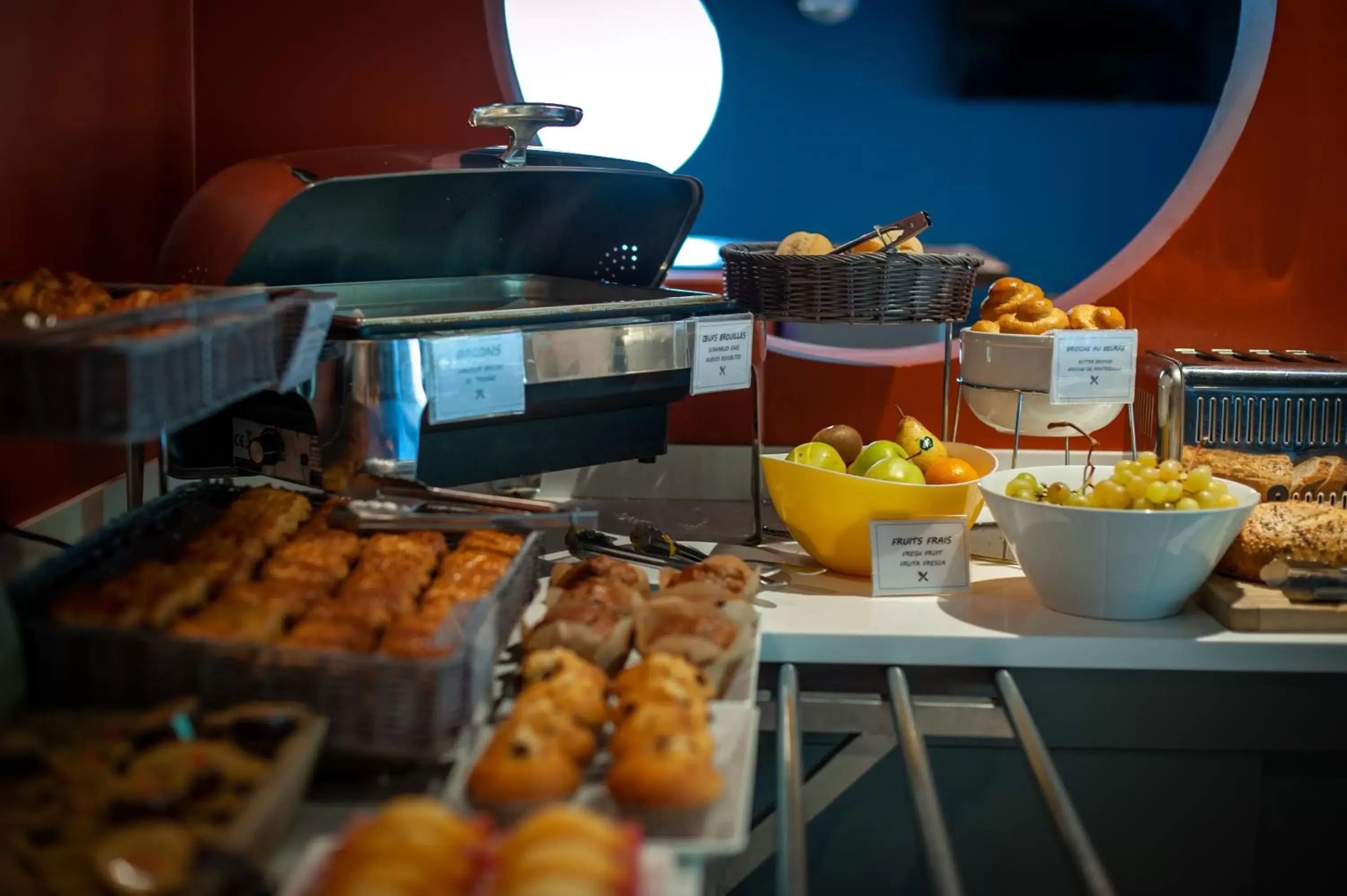 Buffet breakfast in Best Western Hotelio Montpellier Sud