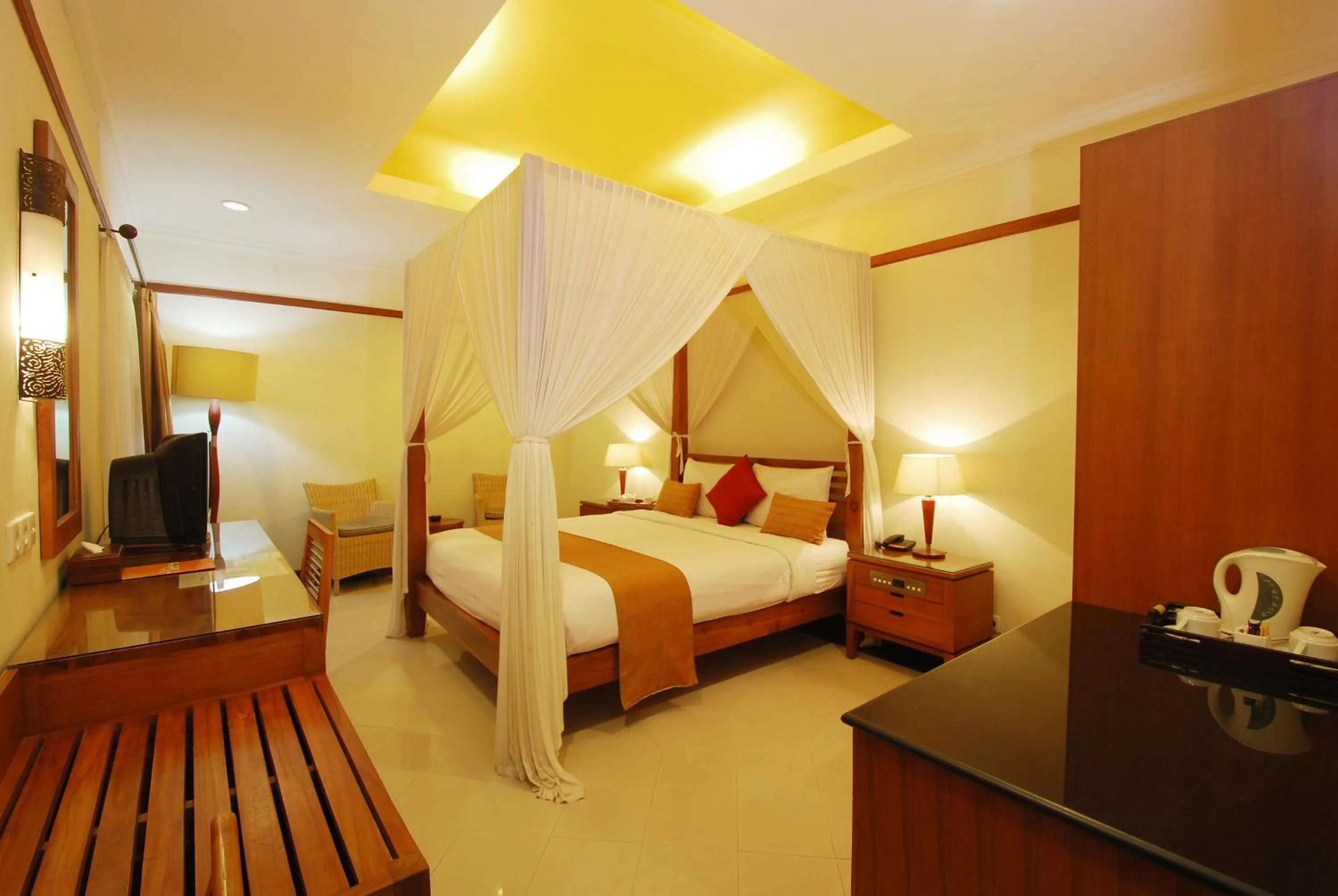 Photo of the whole room, Bed in Yulia Beach Inn Kuta