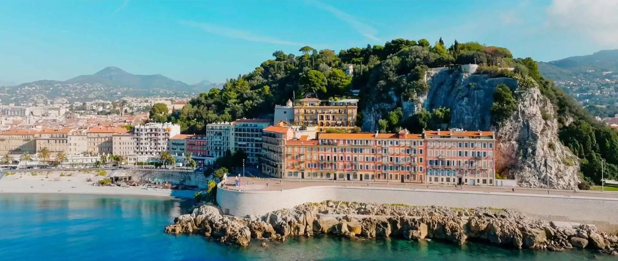 Property building in Hôtel La Pérouse Nice Baie des Anges Property building in Hôtel La Pérouse Nice Baie des Anges