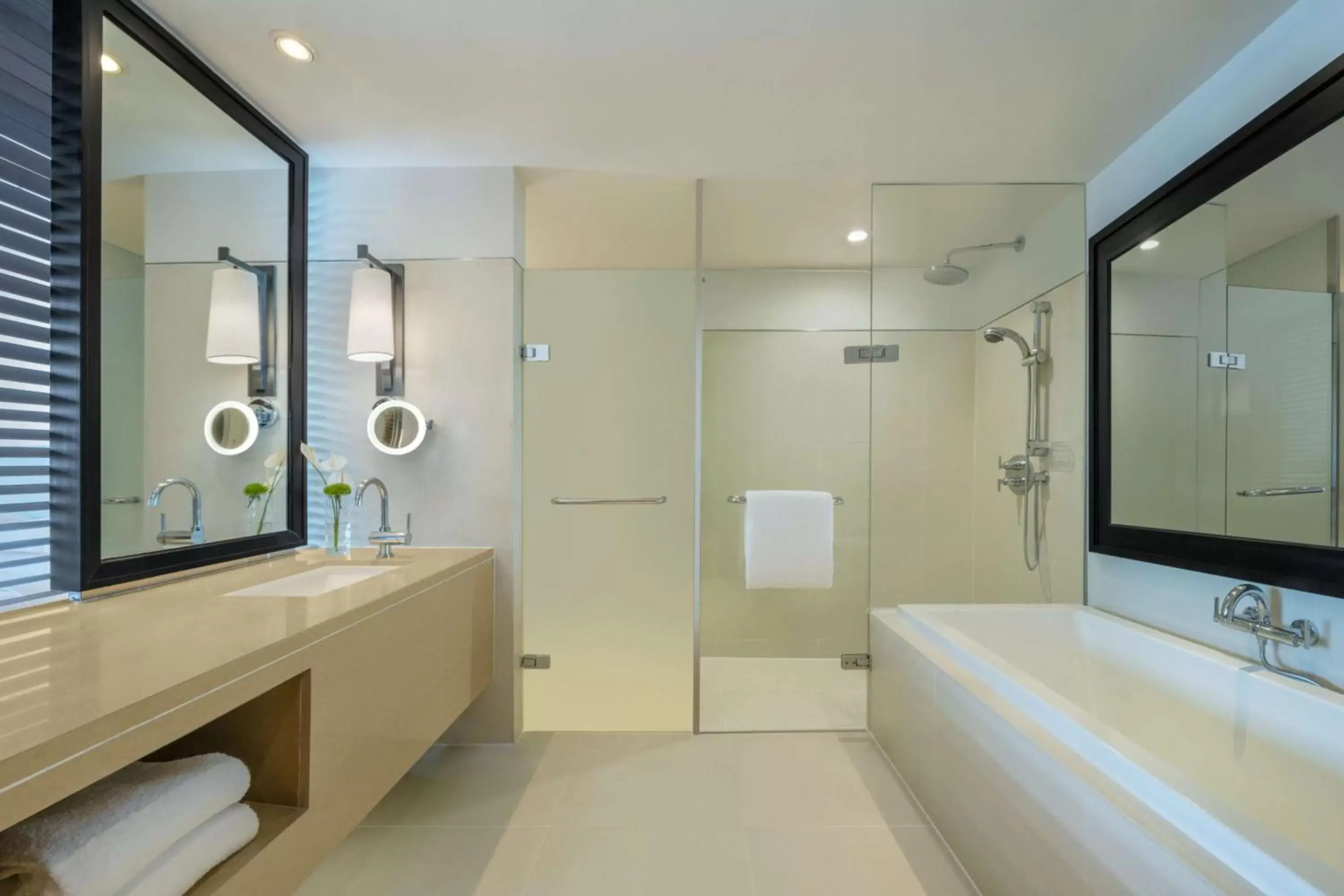 Bathroom in Millennium Hilton Bangkok