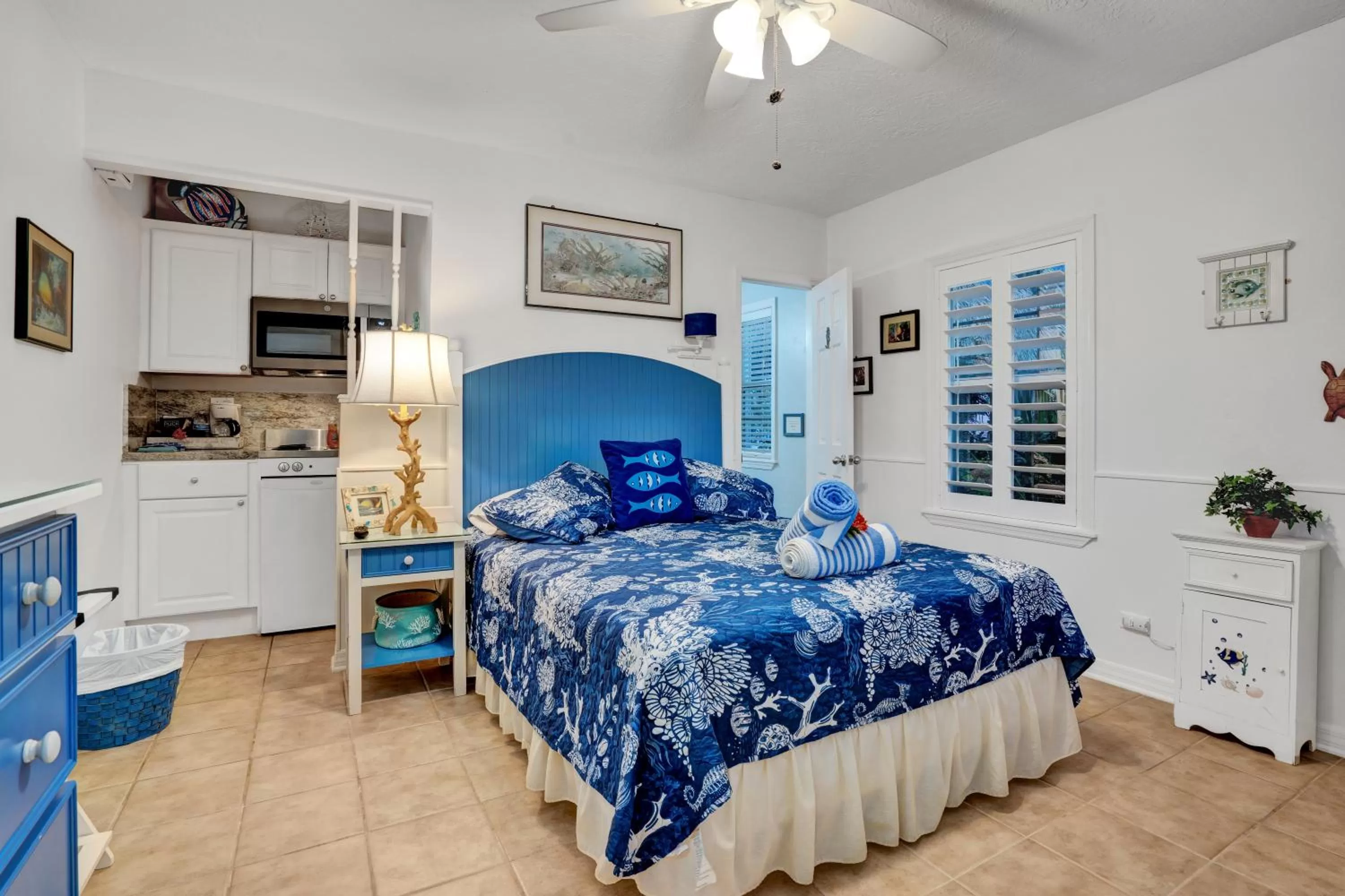 Bed in Island Bay Resort