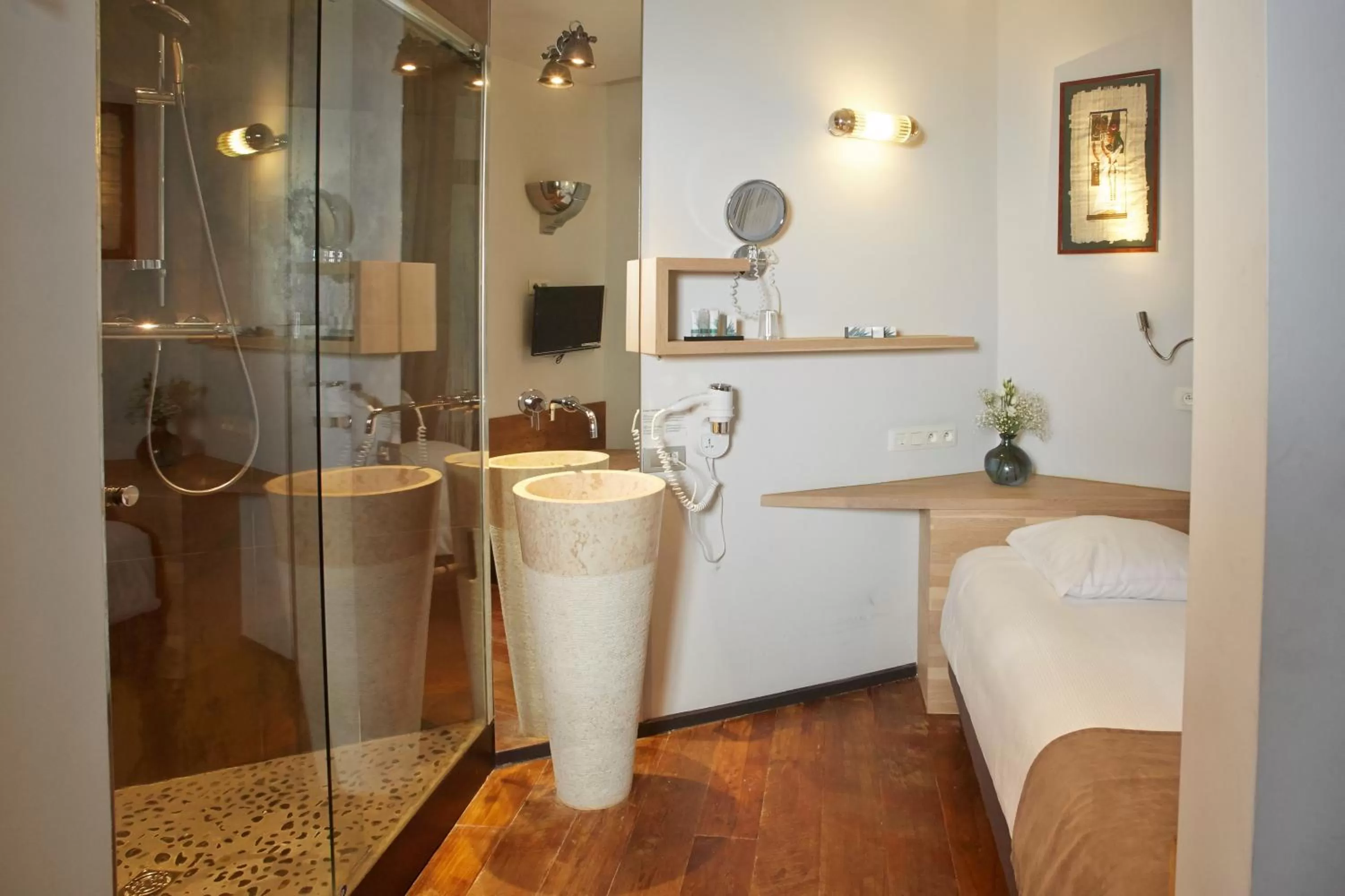 Property building, Bed in Boutique Hotel Saint-Géry