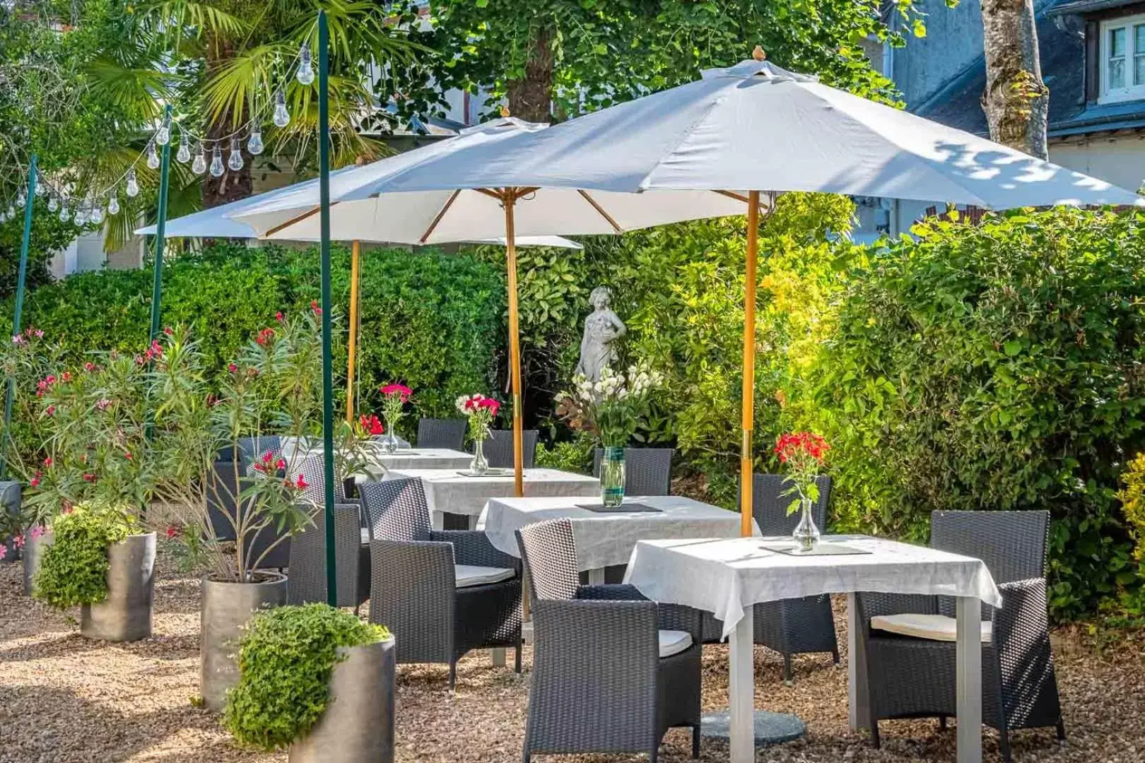 Garden, Restaurant/Places to Eat in Le Pavillon des Lys - Hôtel Particulier