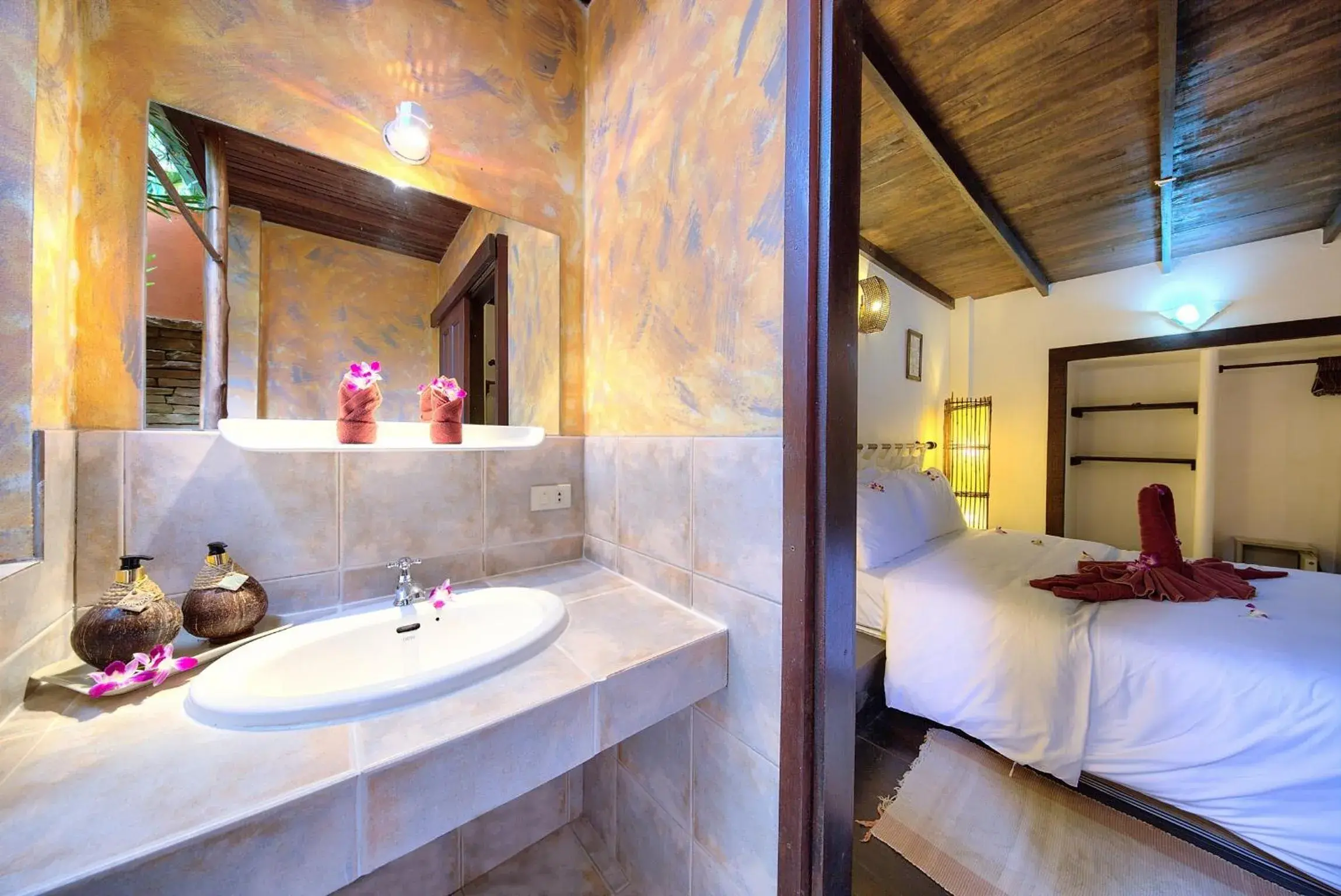 Bathroom in Eden Bungalows Fisherman's village