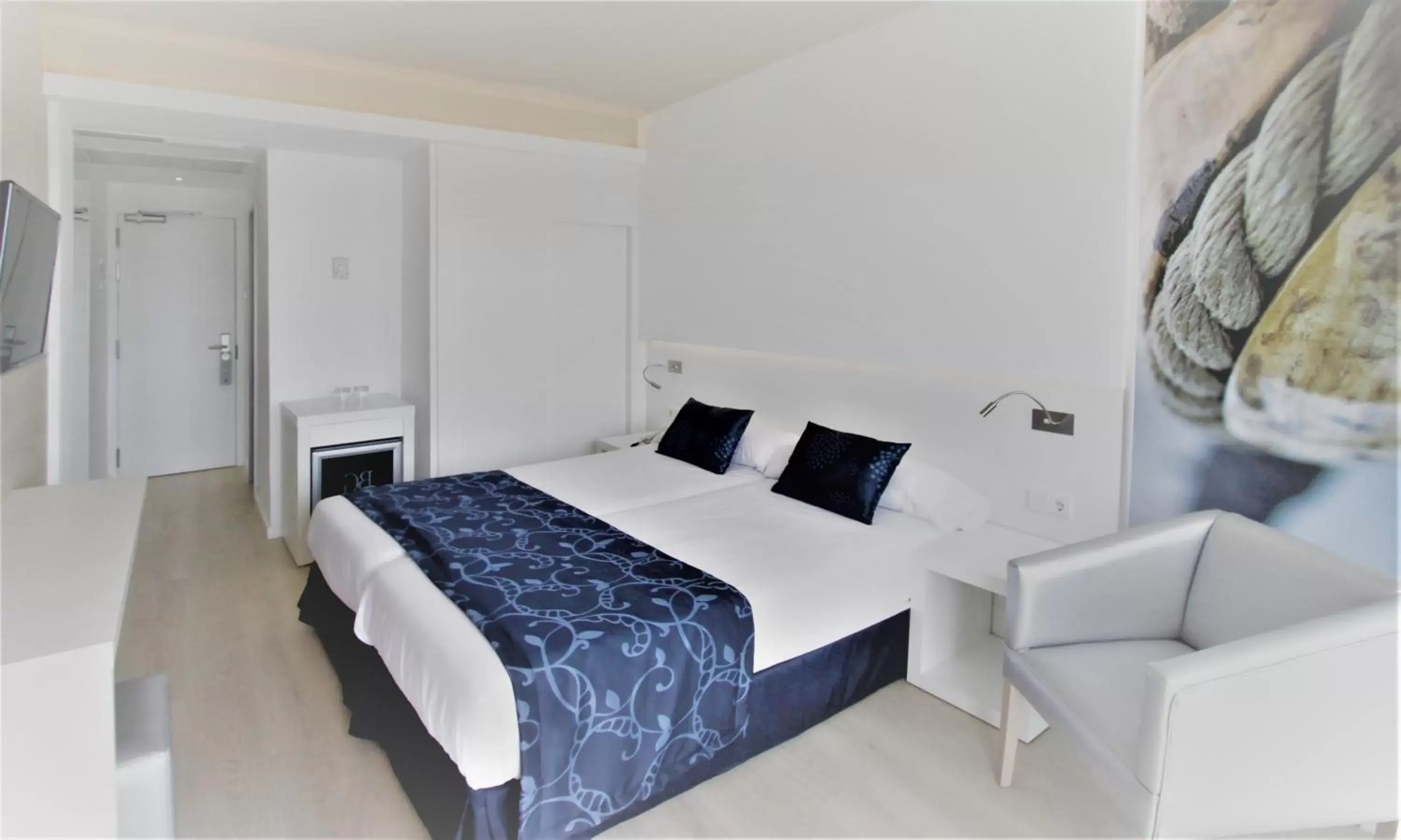 Photo of the whole room, Bed in BG Java Photo of the whole room, Bed in BG Java