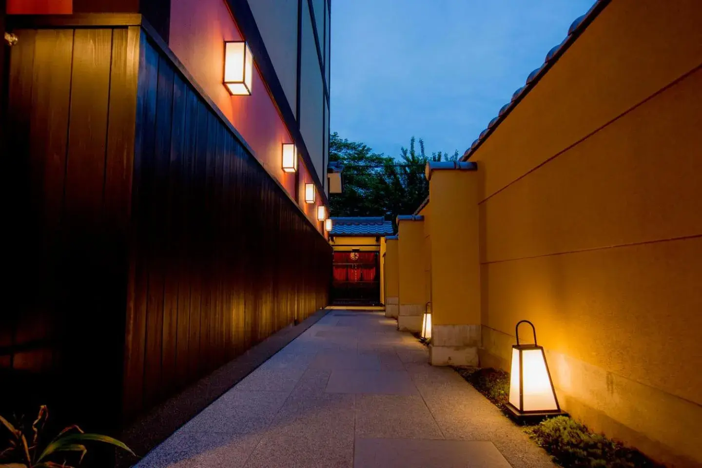 Property building in Kyoto Takasegawa Bettei