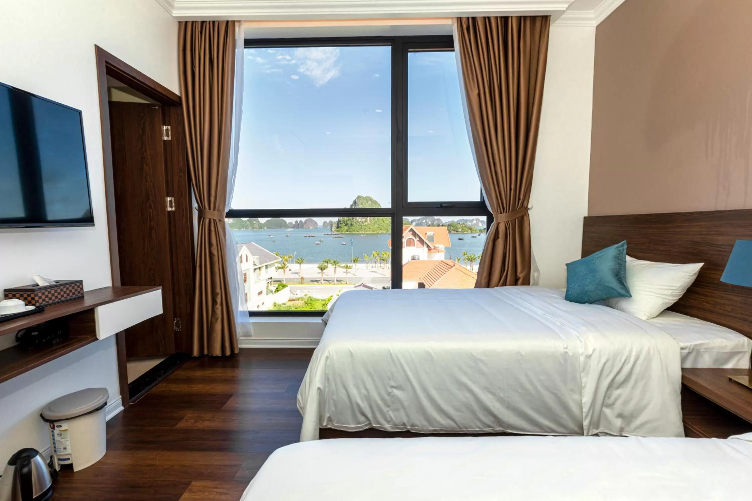 Minh Phong Hotel Ha Long