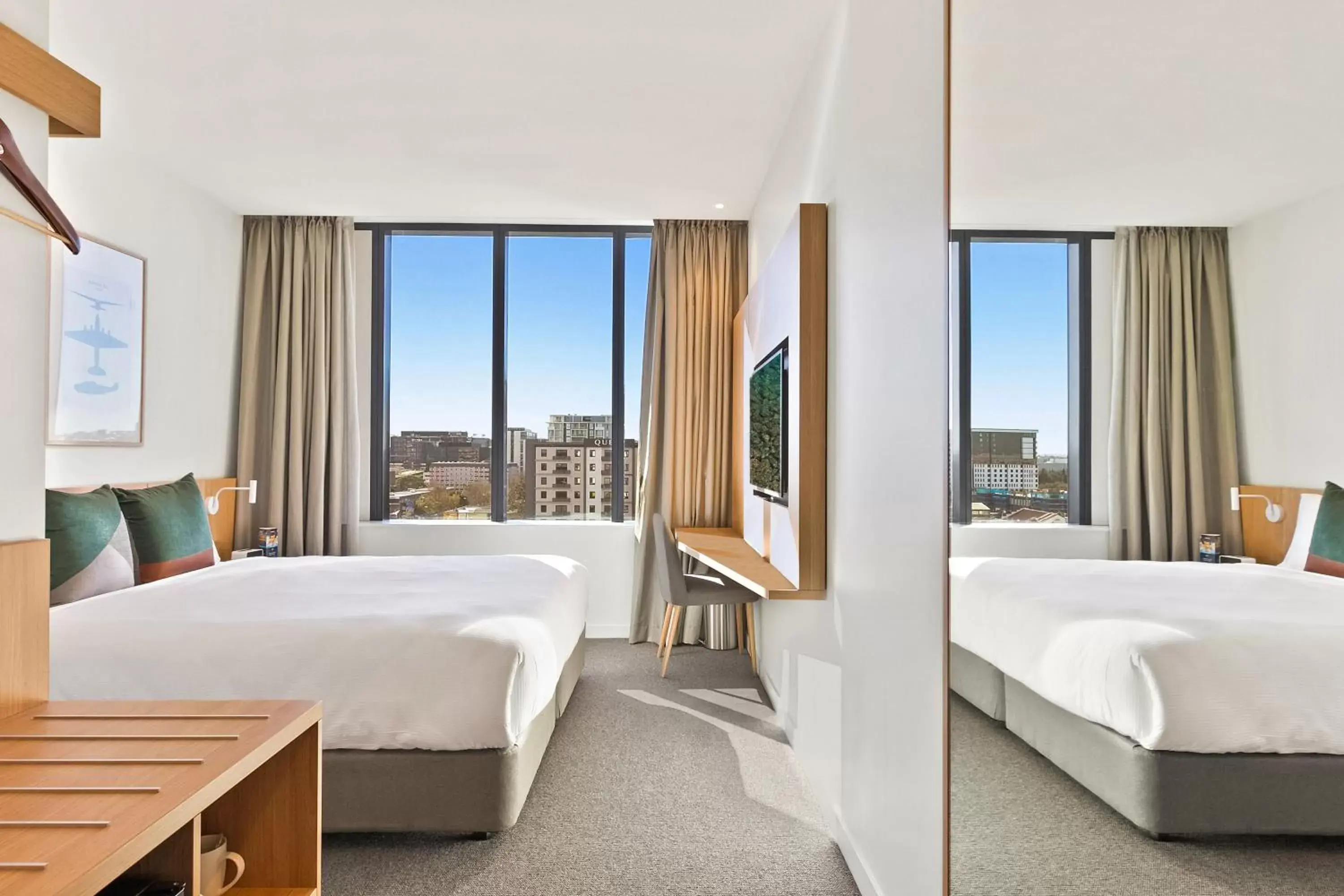 Bedroom in Mantra Hotel at Sydney Airport