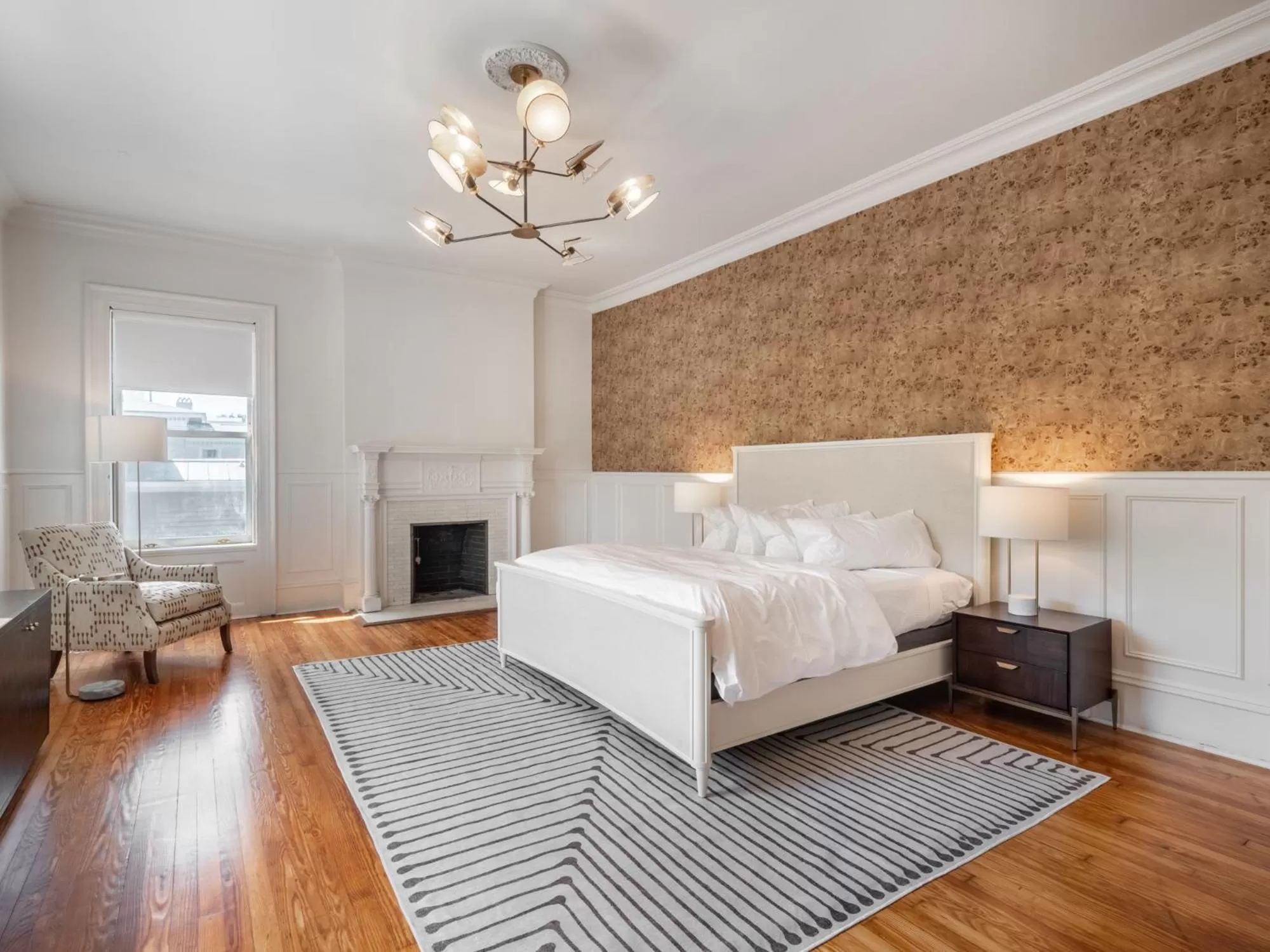 Bed in Graystone Inn