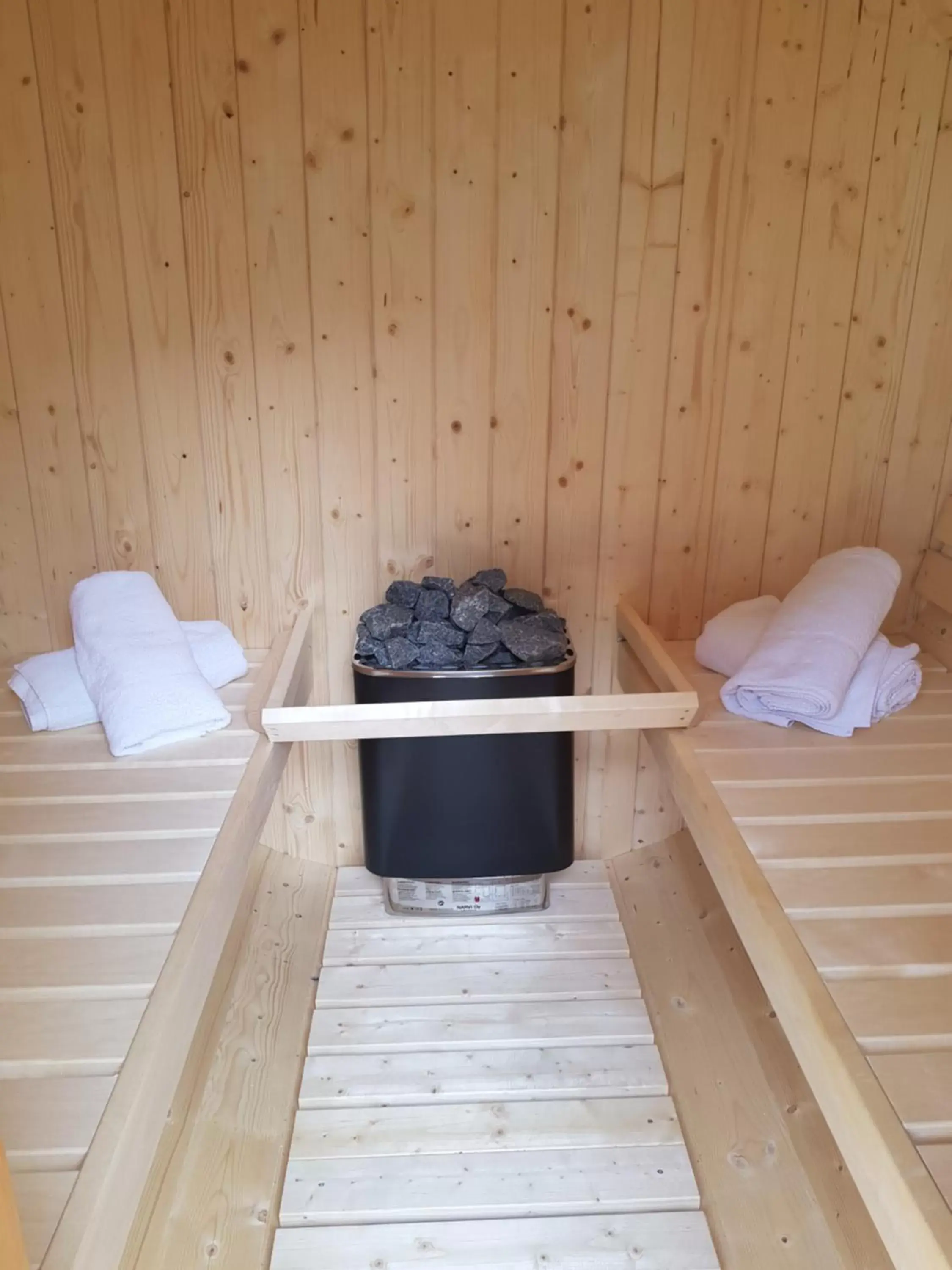 Sauna in Hotel Villa Maya