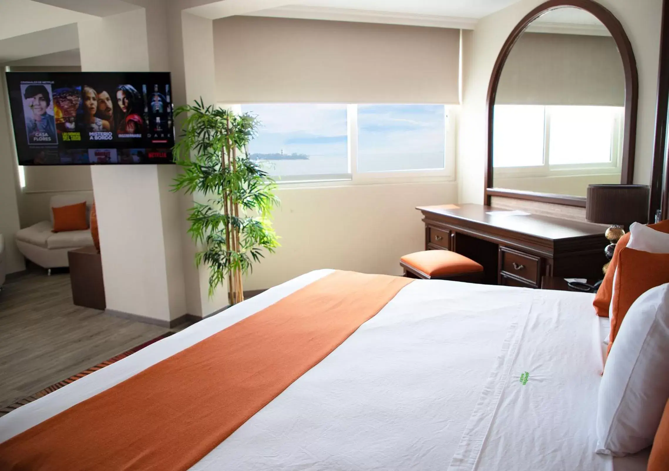 Bed in Hotel Lois Veracruz