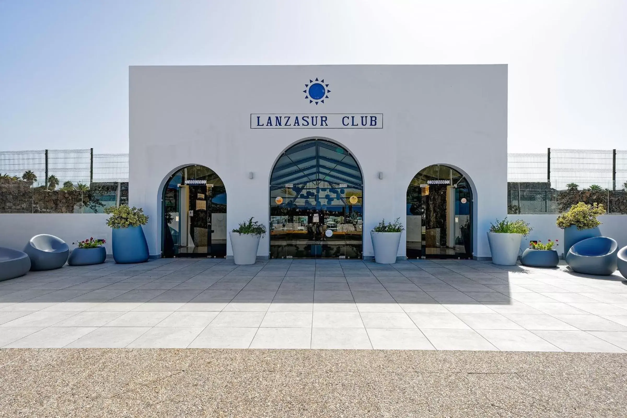 Facade/entrance in Relaxia Lanzasur Club - Aqualava Water Park