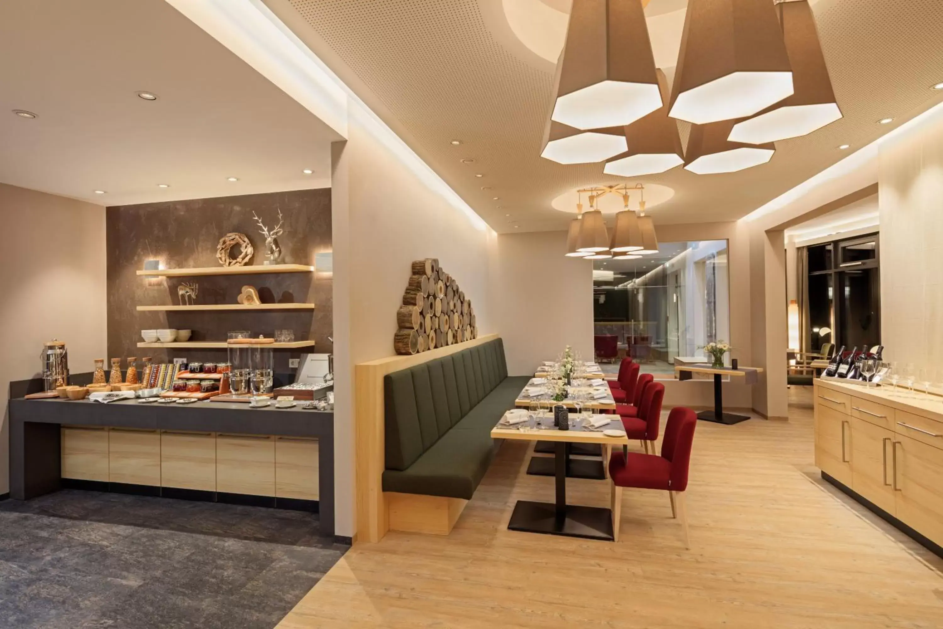 Restaurant/places to eat in Allgäu Art Hotel Restaurant/places to eat in Allgäu Art Hotel