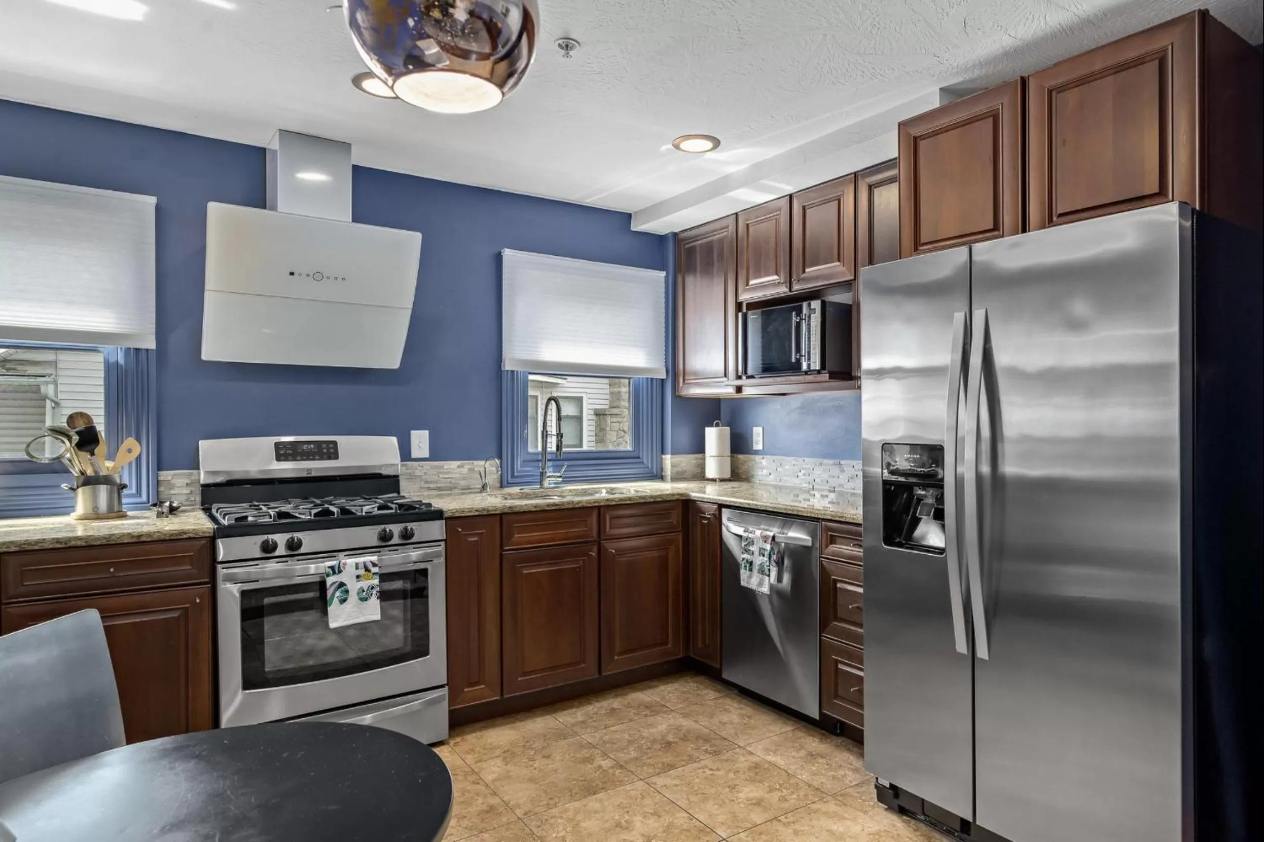 Kitchen or kitchenette in The Wesley Walla Walla