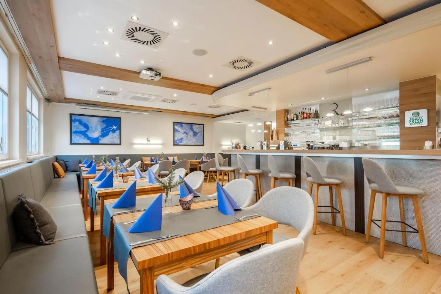 Restaurant/places to eat in Das Reinisch Hotel - near Vienna Airport