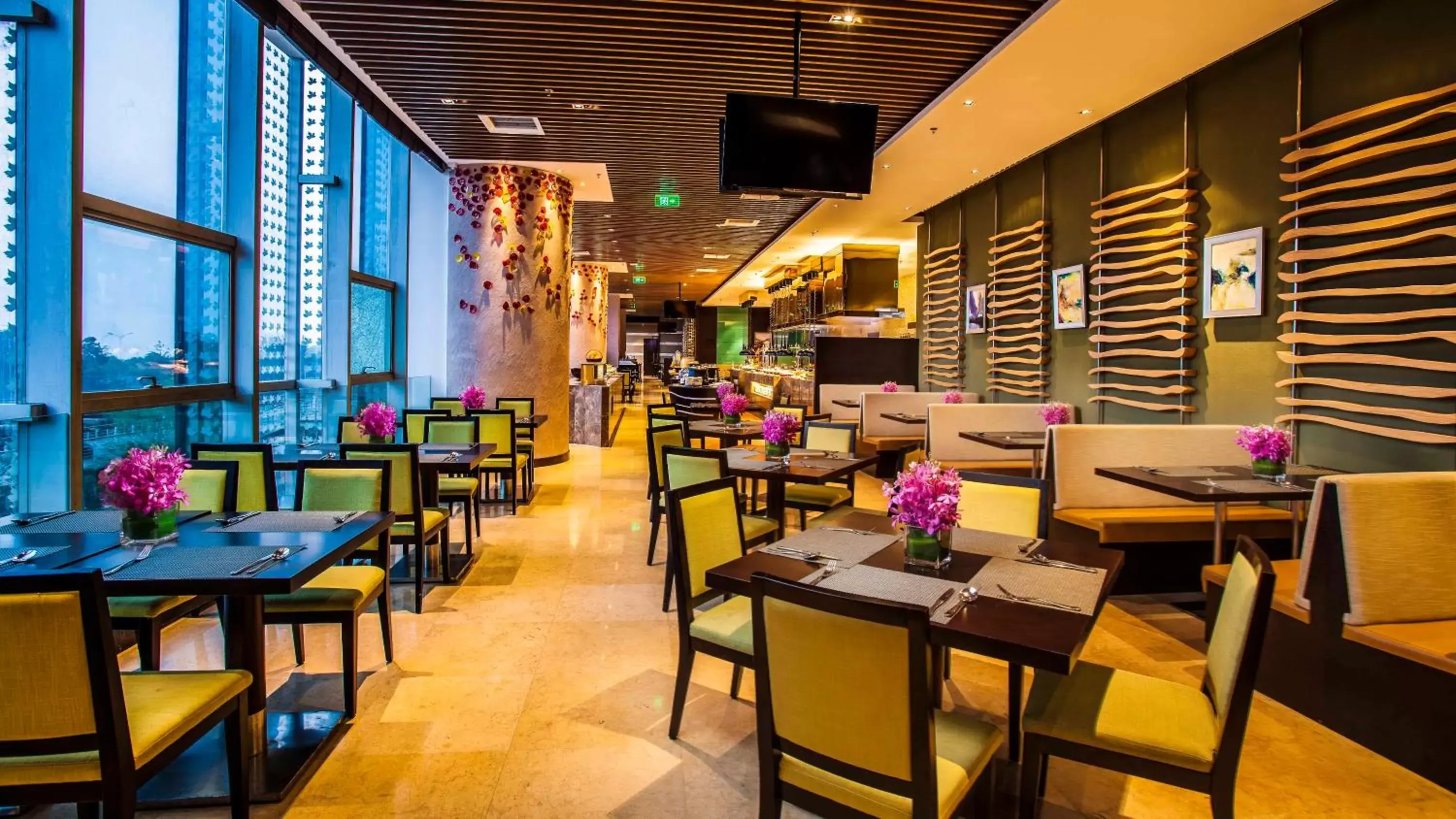 Restaurant/Places to Eat in Holiday Inn Nanchang Riverside, an IHG Hotel