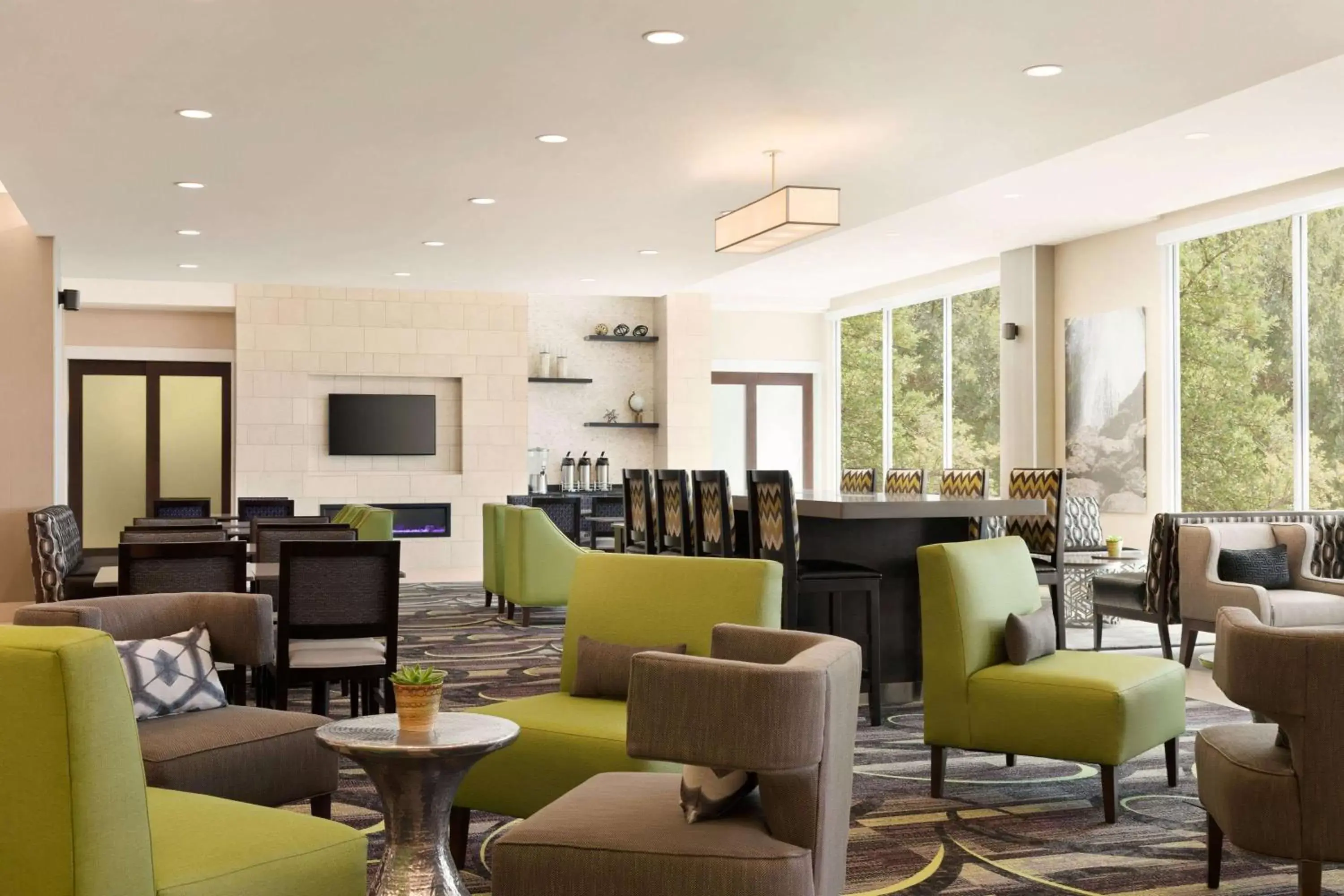 Lobby or reception, Restaurant/Places to Eat in La Quinta Inn & Suites by Wyndham Burlington