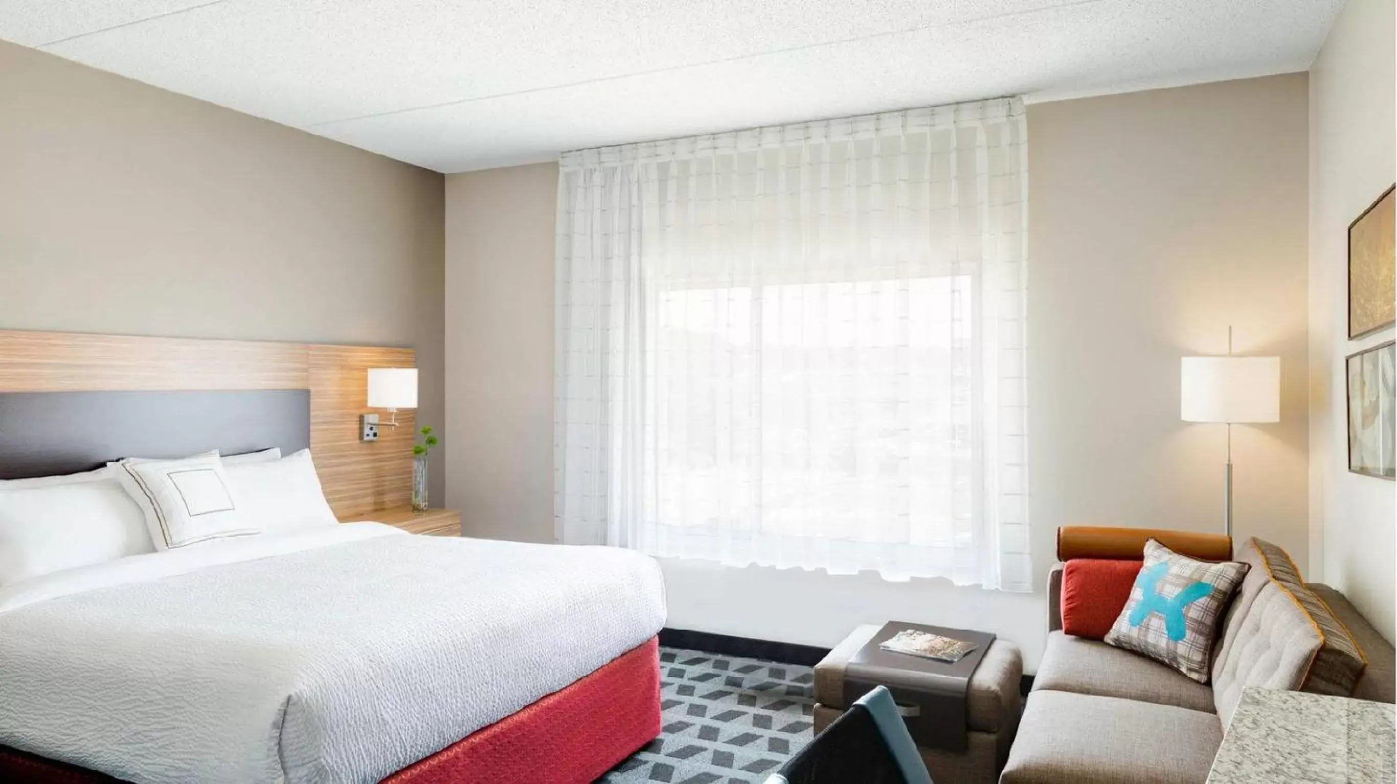 Bed in TownePlace Suites by Marriott Portland Beaverton