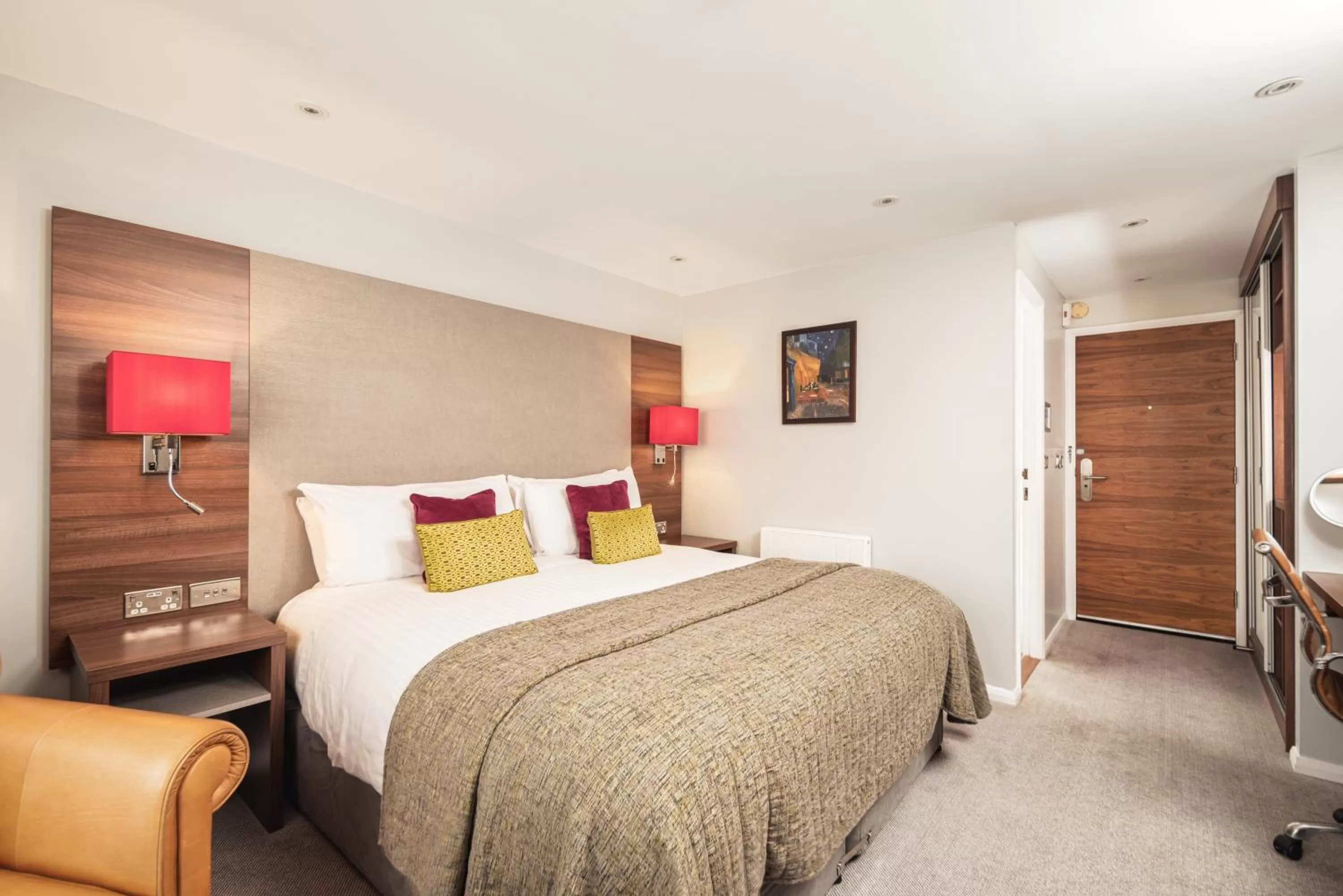 Bedroom, Bed in Drift Inn formerly the Waterfront Hotel