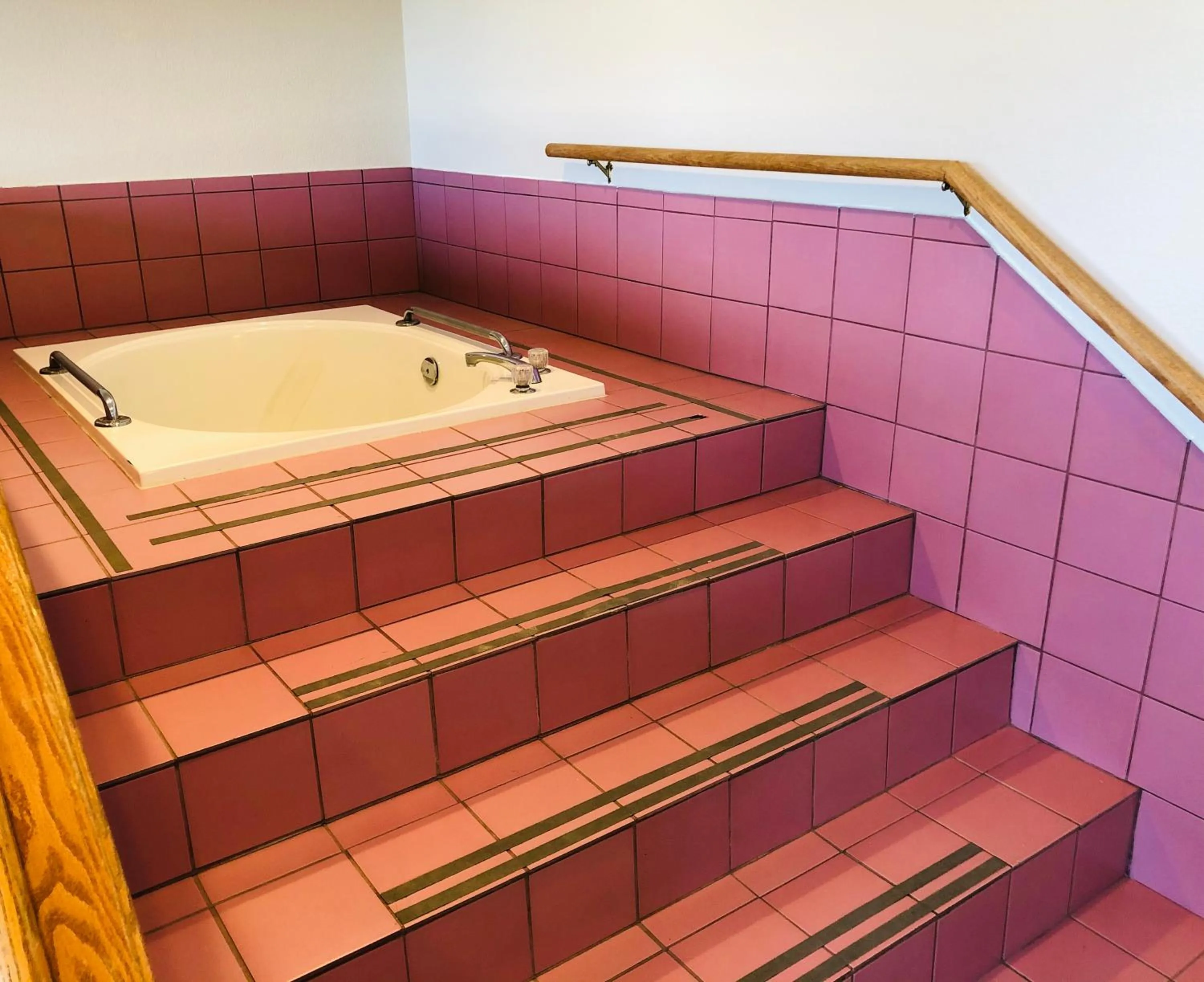 Super 8 by Wyndham Salmon Arm