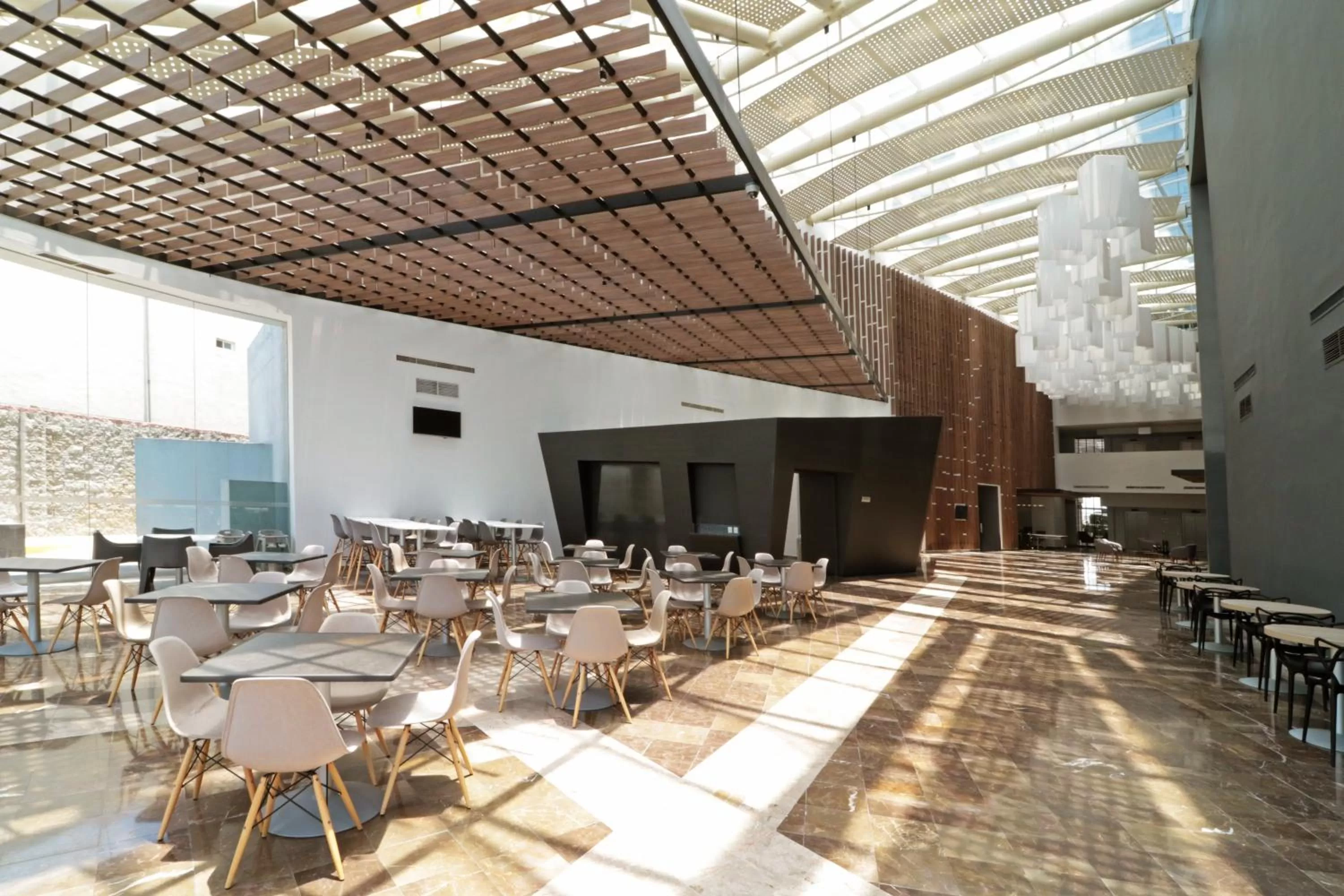 Breakfast in Holiday Inn Express San Luis Potosí by IHG