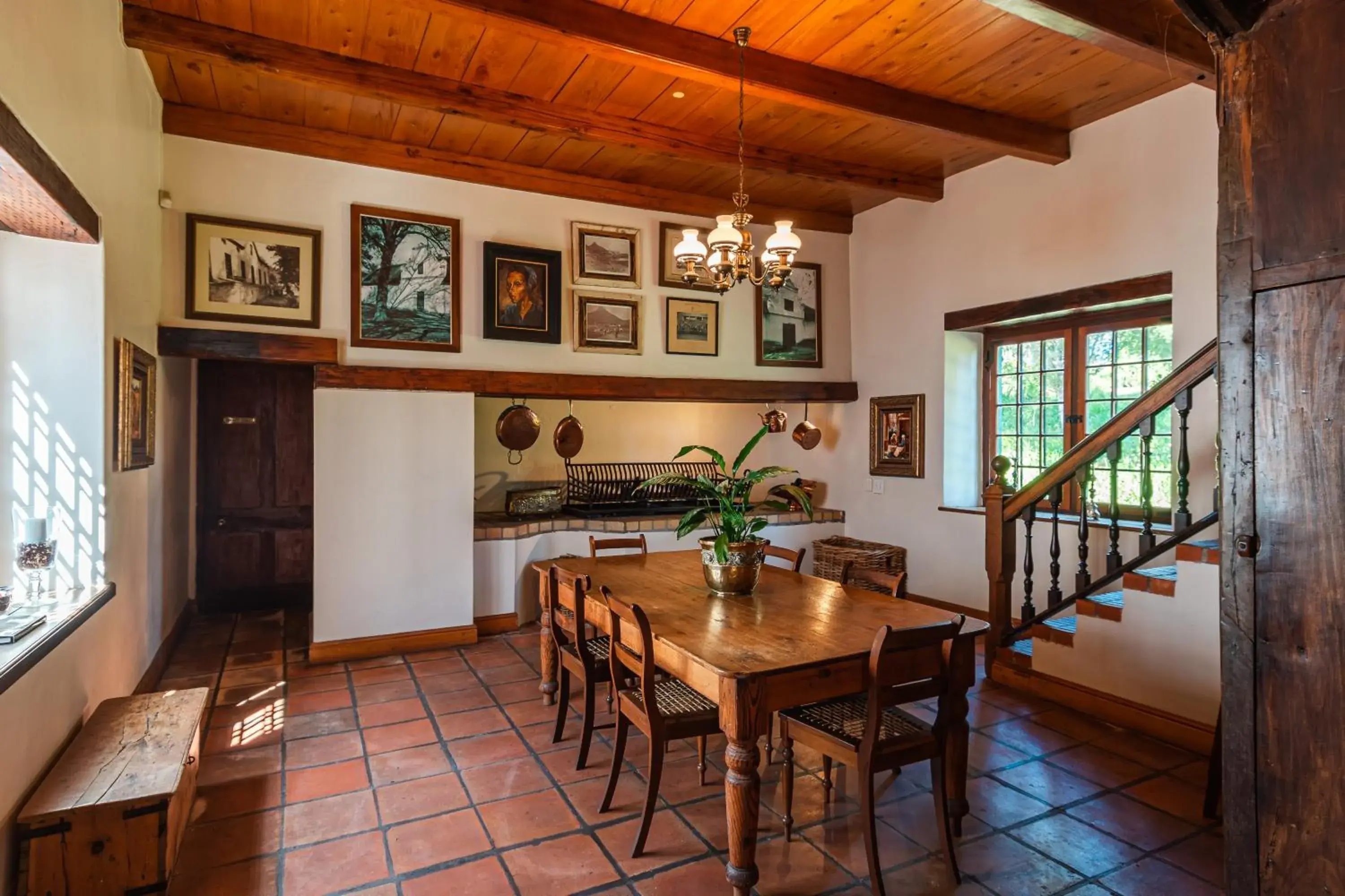 Property building, Dining Area in Webersburg