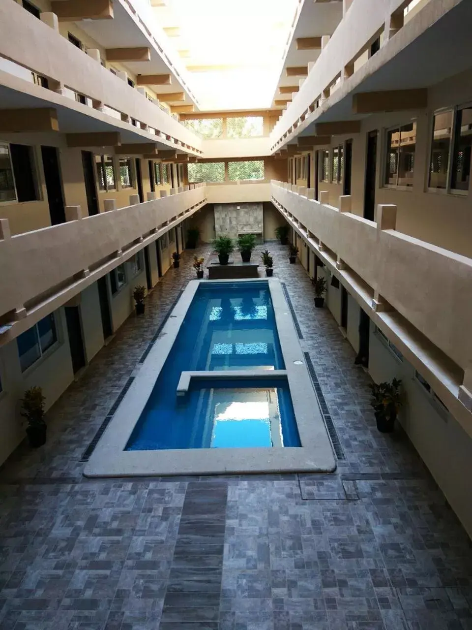Pool view, Swimming Pool in Hotel Puerto Inn