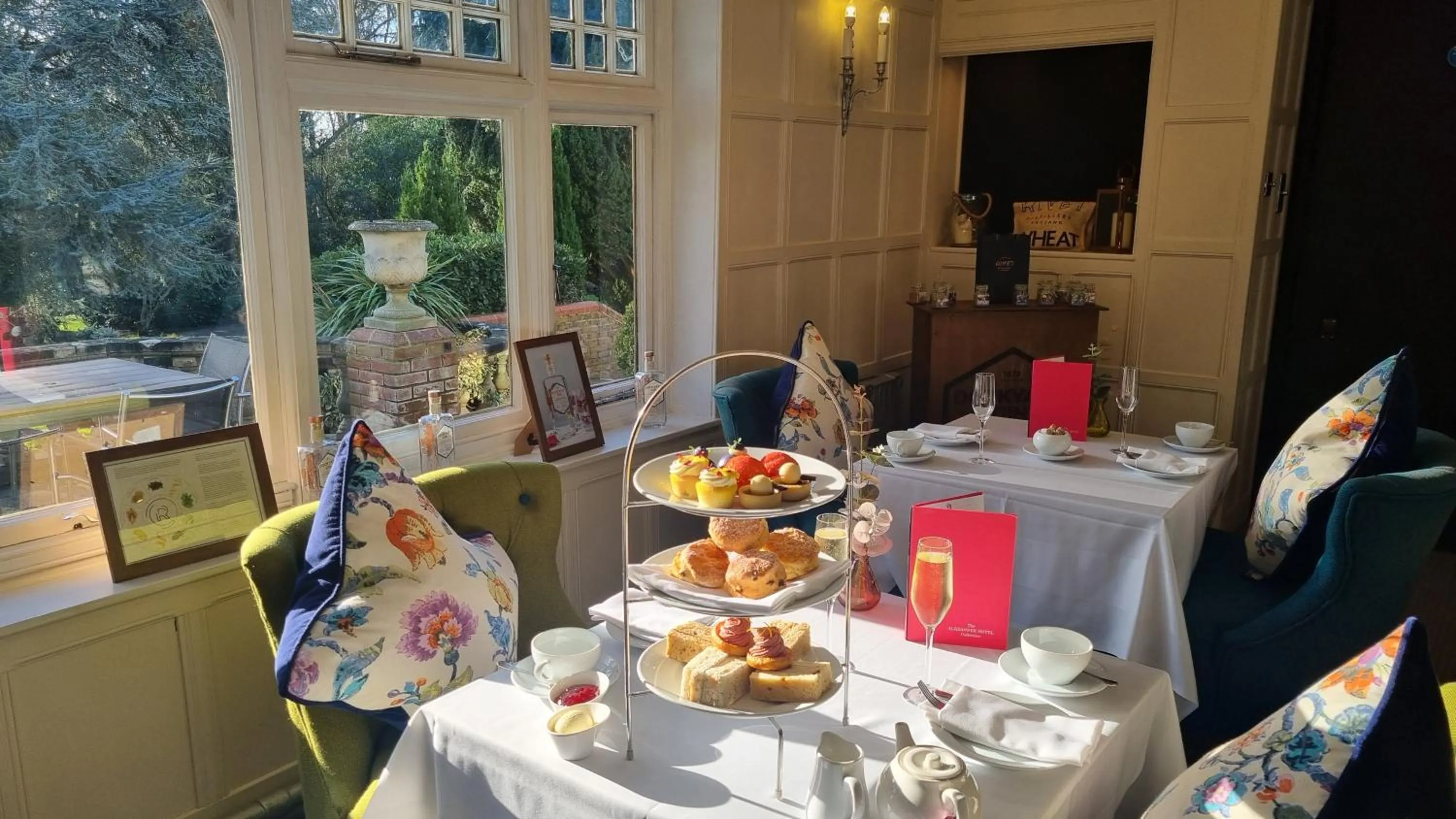 Meals in Rowhill Grange Hotel & Utopia Spa