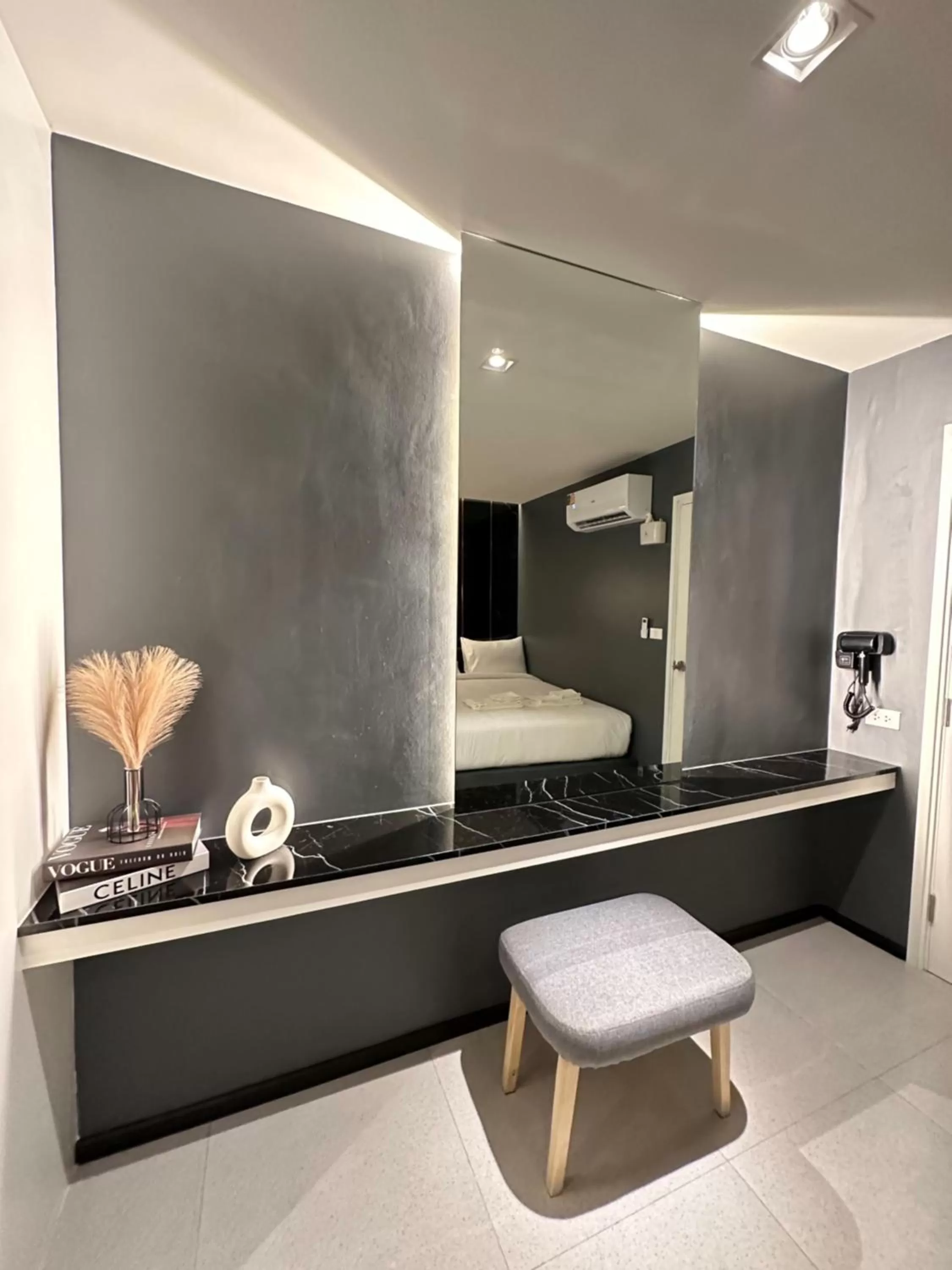 Ascella Bangkok Hotel