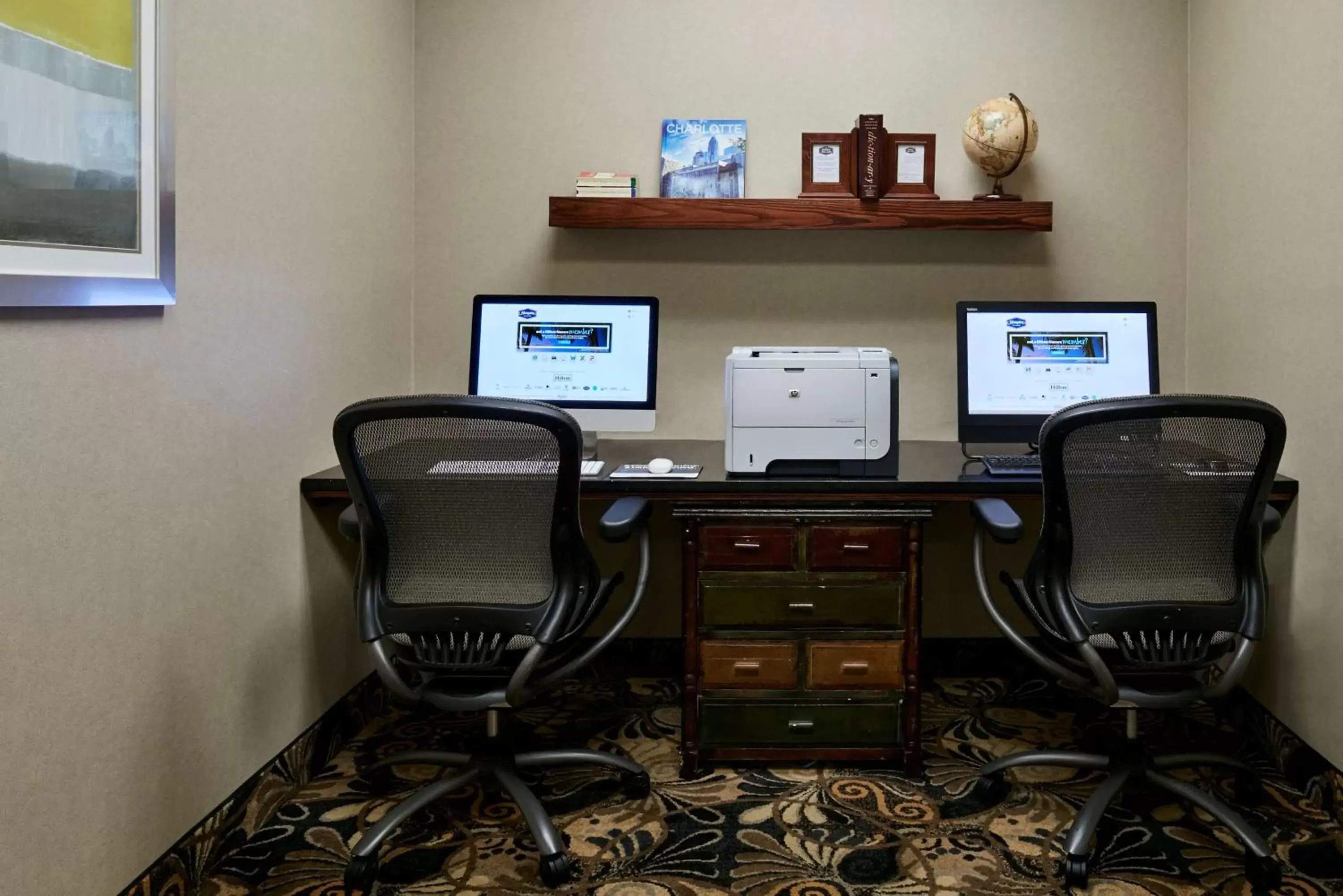 Business facilities in Hampton Inn & Suites Concord-Charlotte