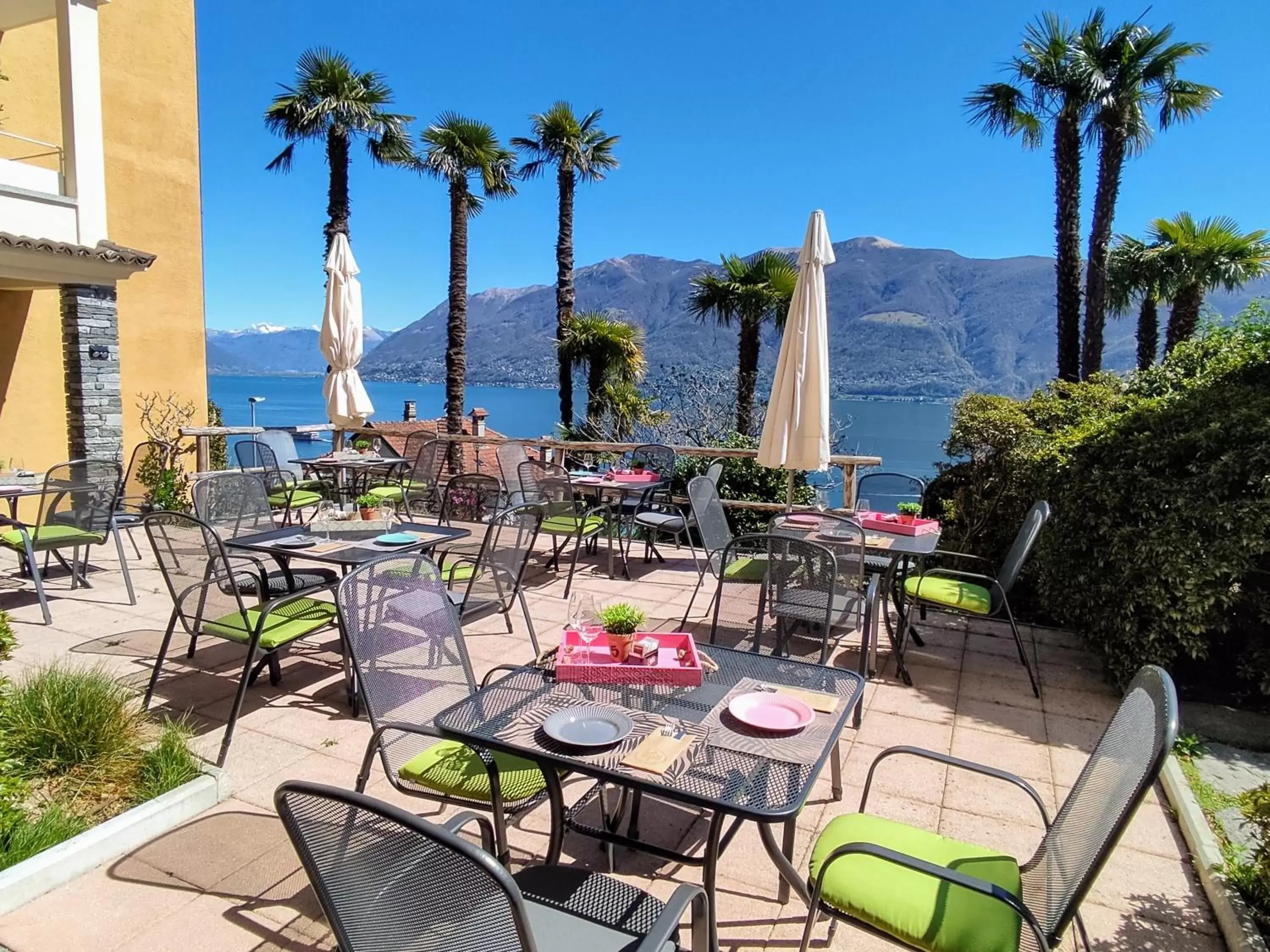 Balcony/Terrace, Restaurant/Places to Eat in Garden Hotel Primavera