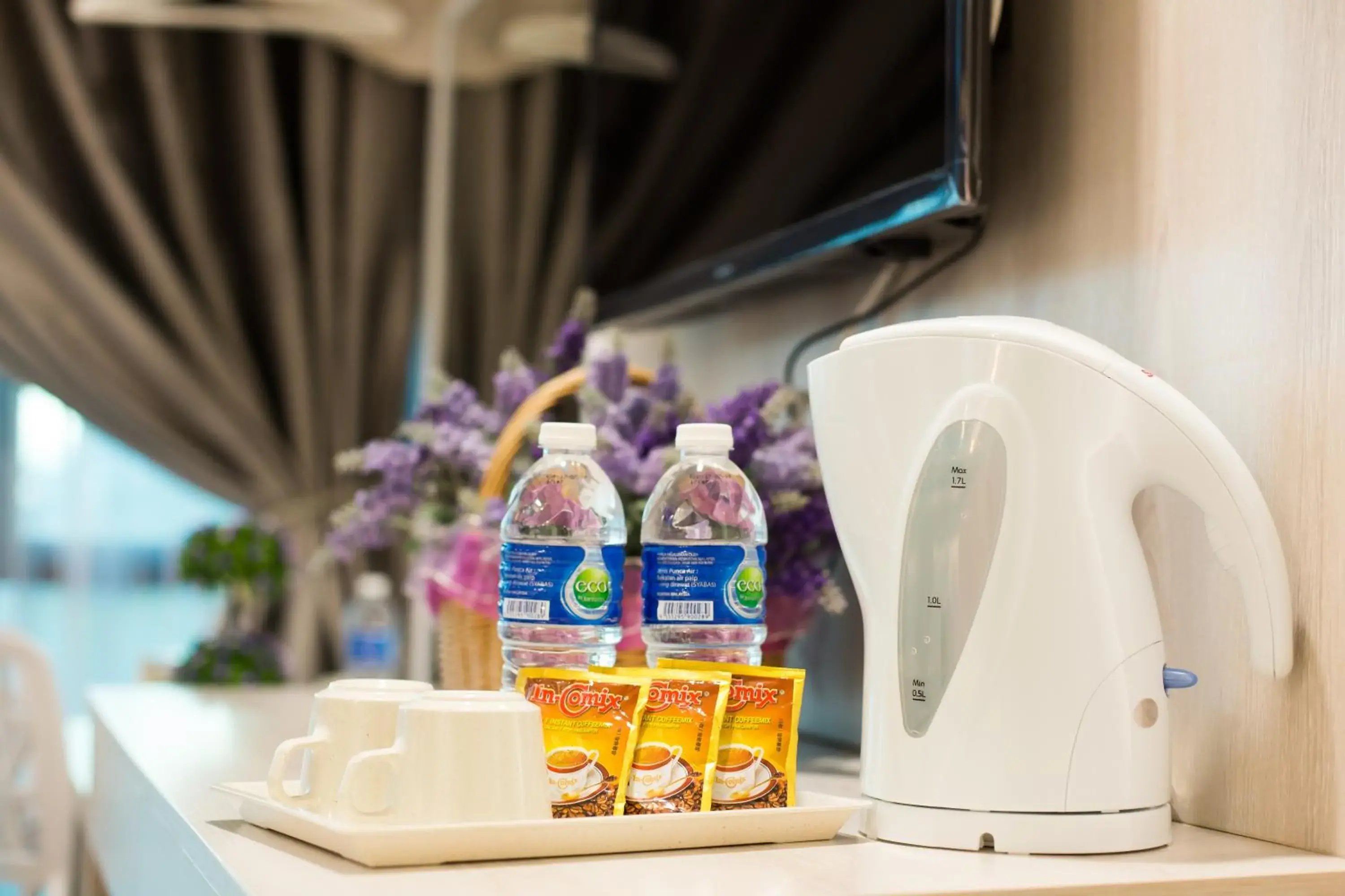 Coffee/tea facilities in Lavender Inn Permas Jaya