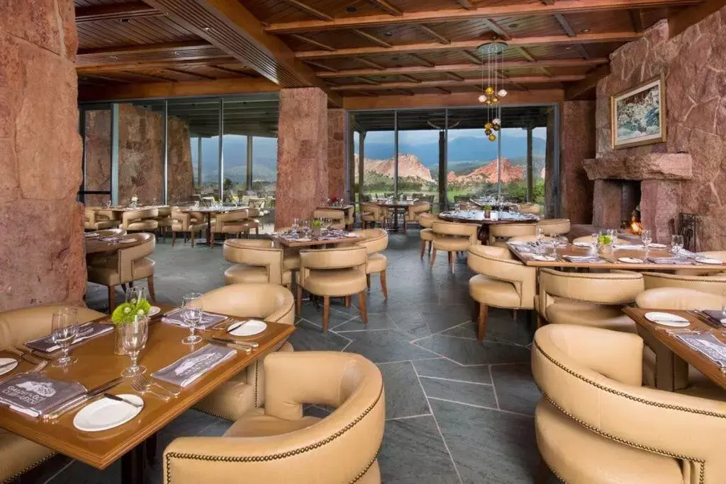 Restaurant/Places to Eat in Garden of the Gods Club & Resort