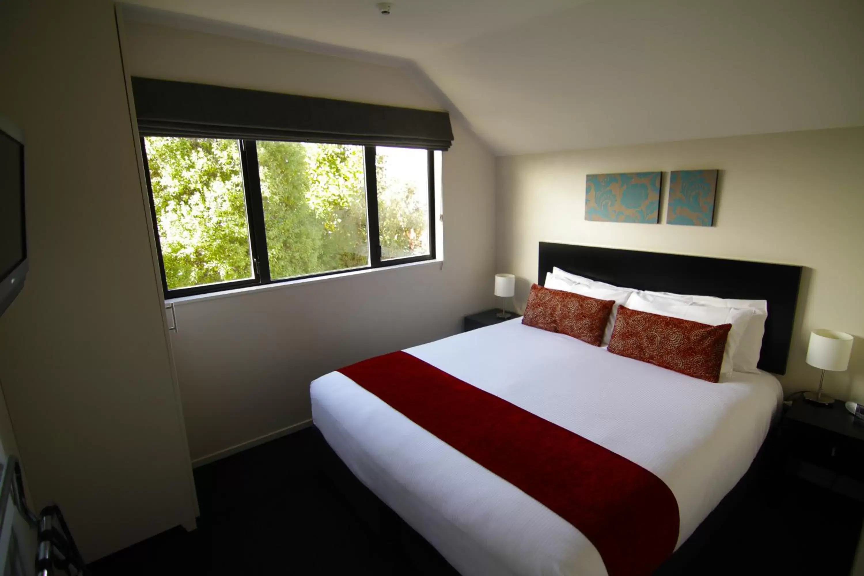 Bed in Metropolitan Motel on Riccarton