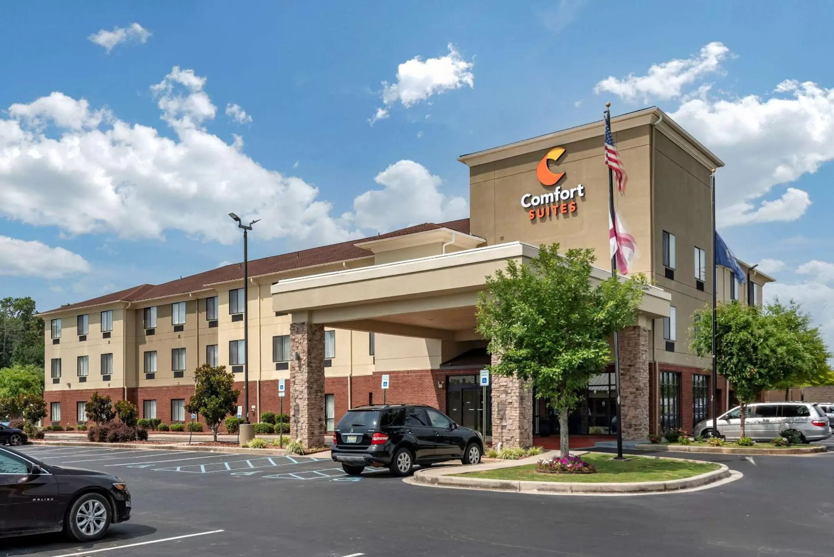 Property Building in Comfort Suites Pell City I-20 exit 158