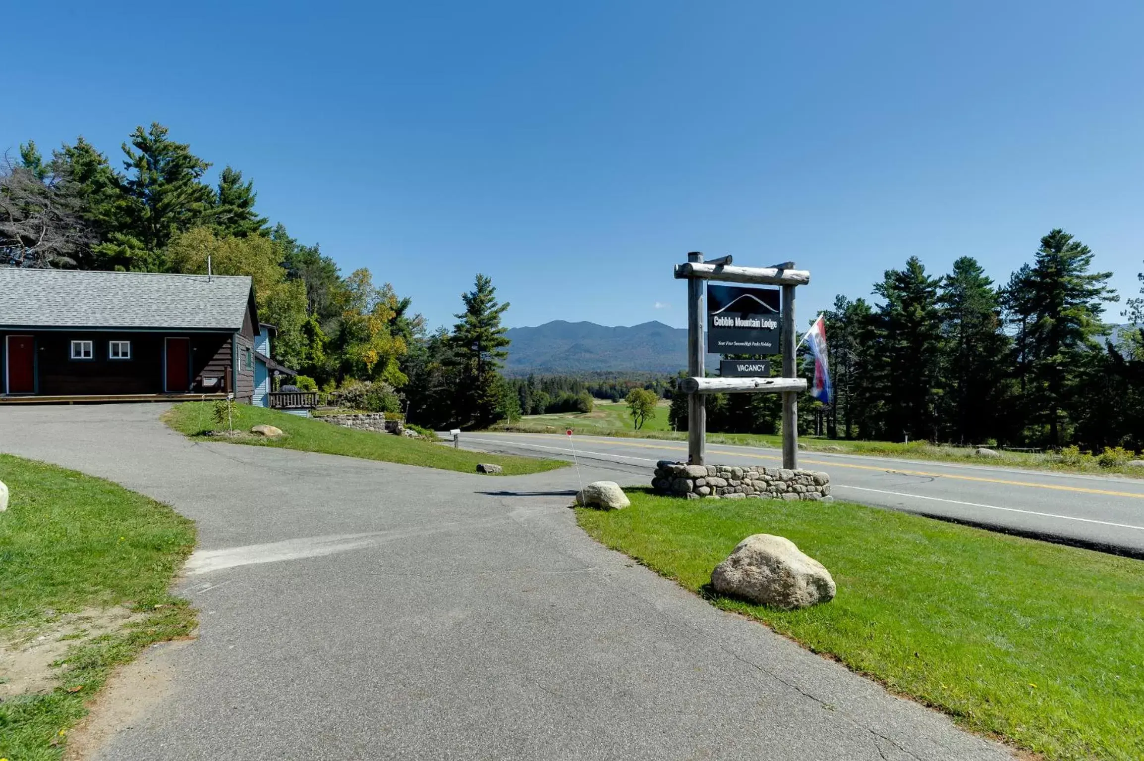 Property Building in Cobble Mountain Lodge