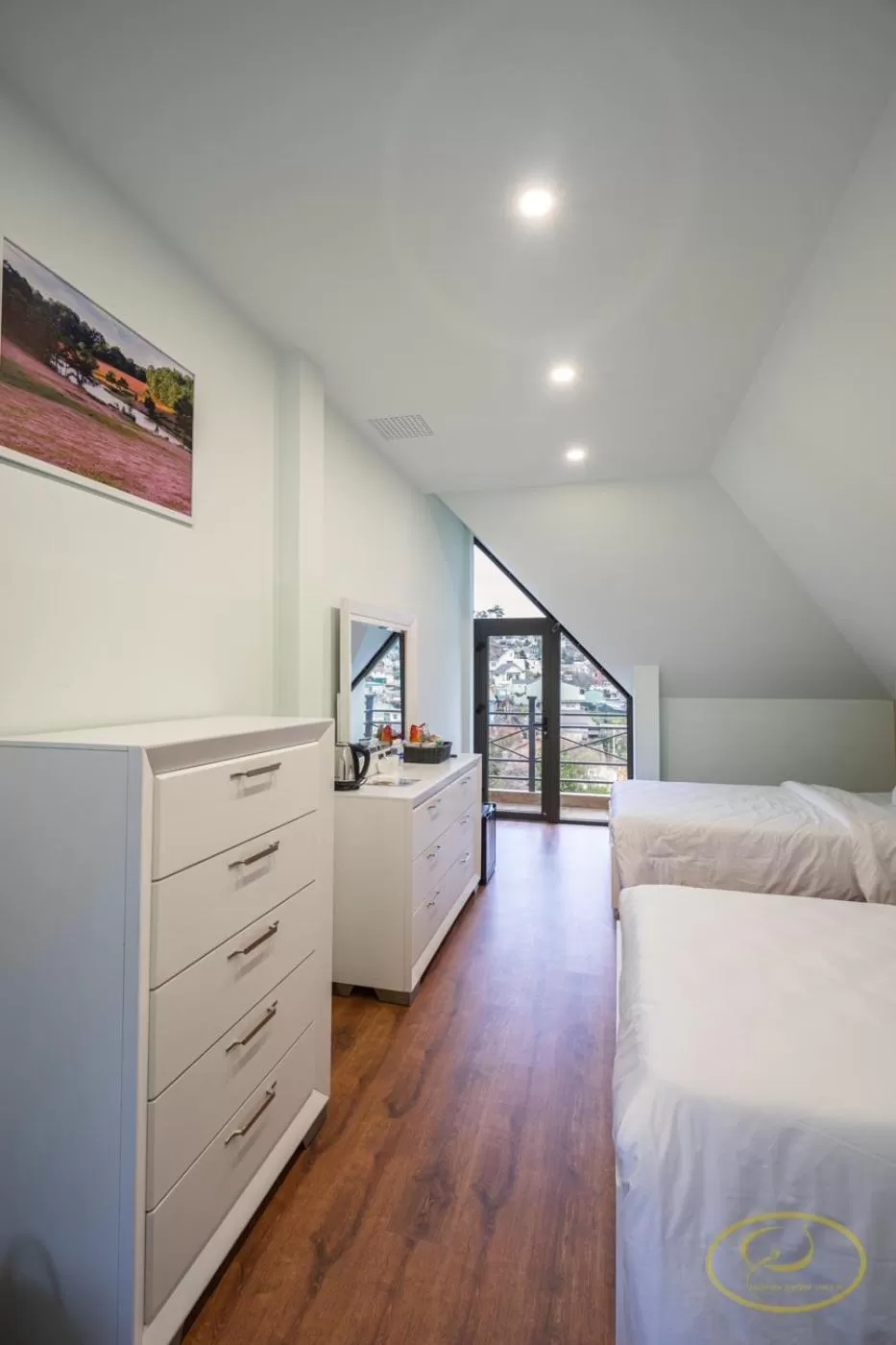 Photo of the whole room, Bed in Hong Mon Villa