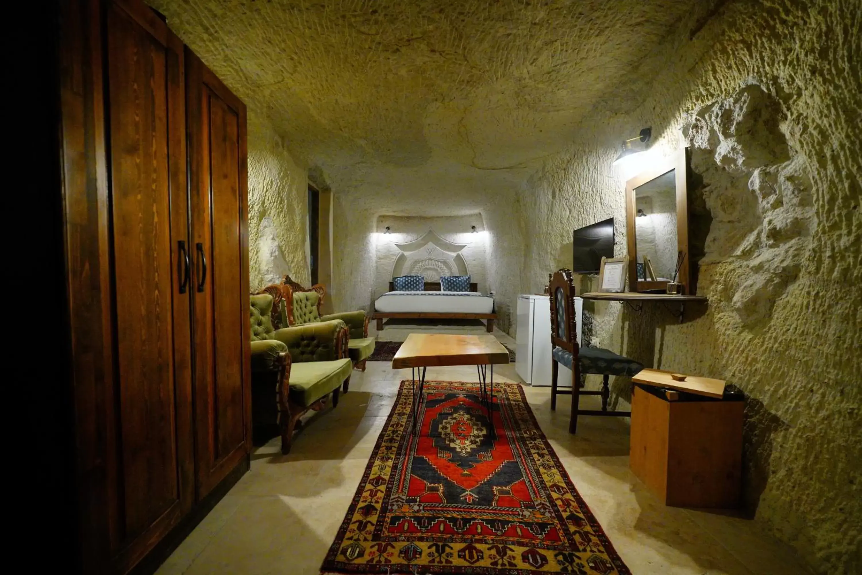 Photo of the whole room, Bed in Cappadocia Nar Cave House & Hot Swimming Pool