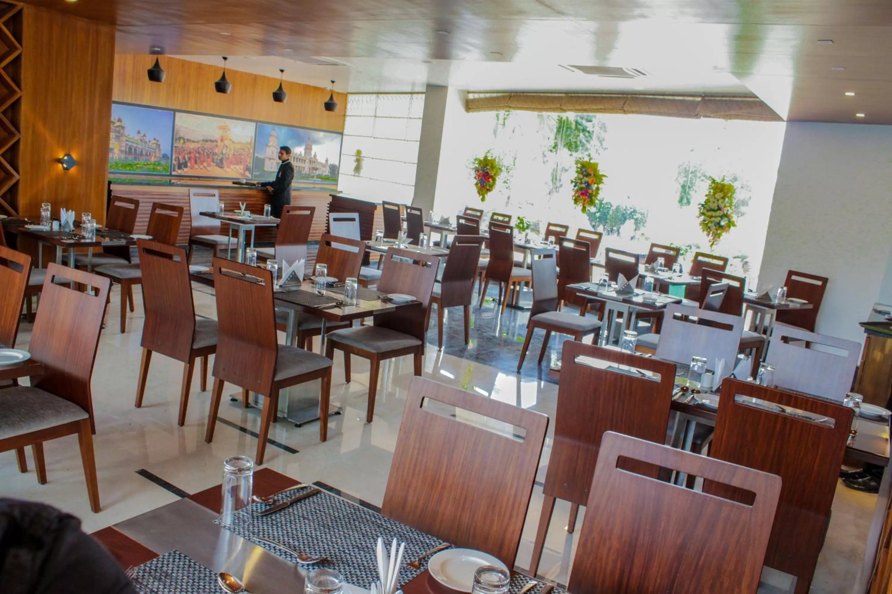 Restaurant/places to eat in Shivas Gateway