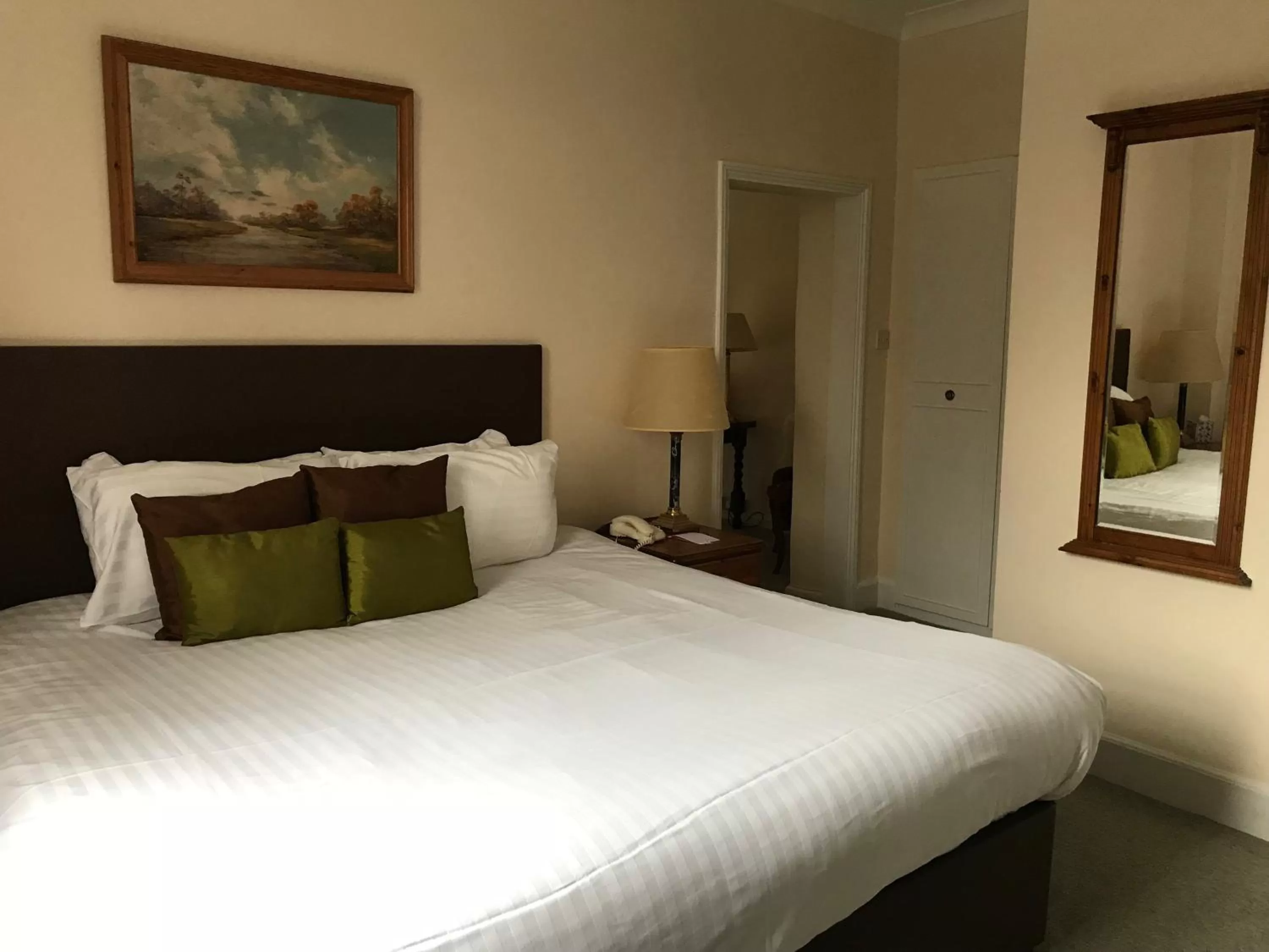 Bed in Stower Grange Hotel