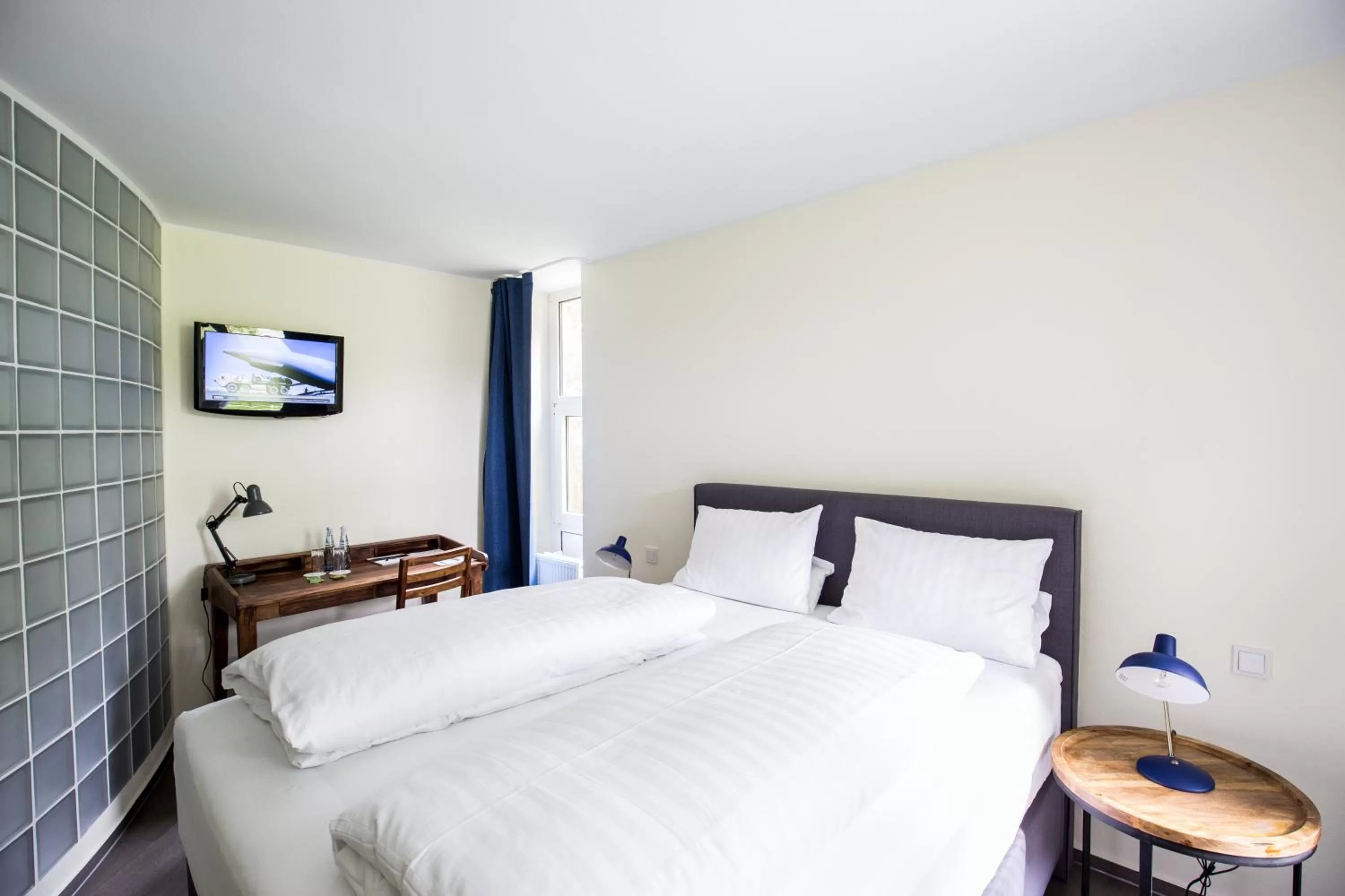 Photo of the whole room, Bed in Wald & Golfhotel Lottental