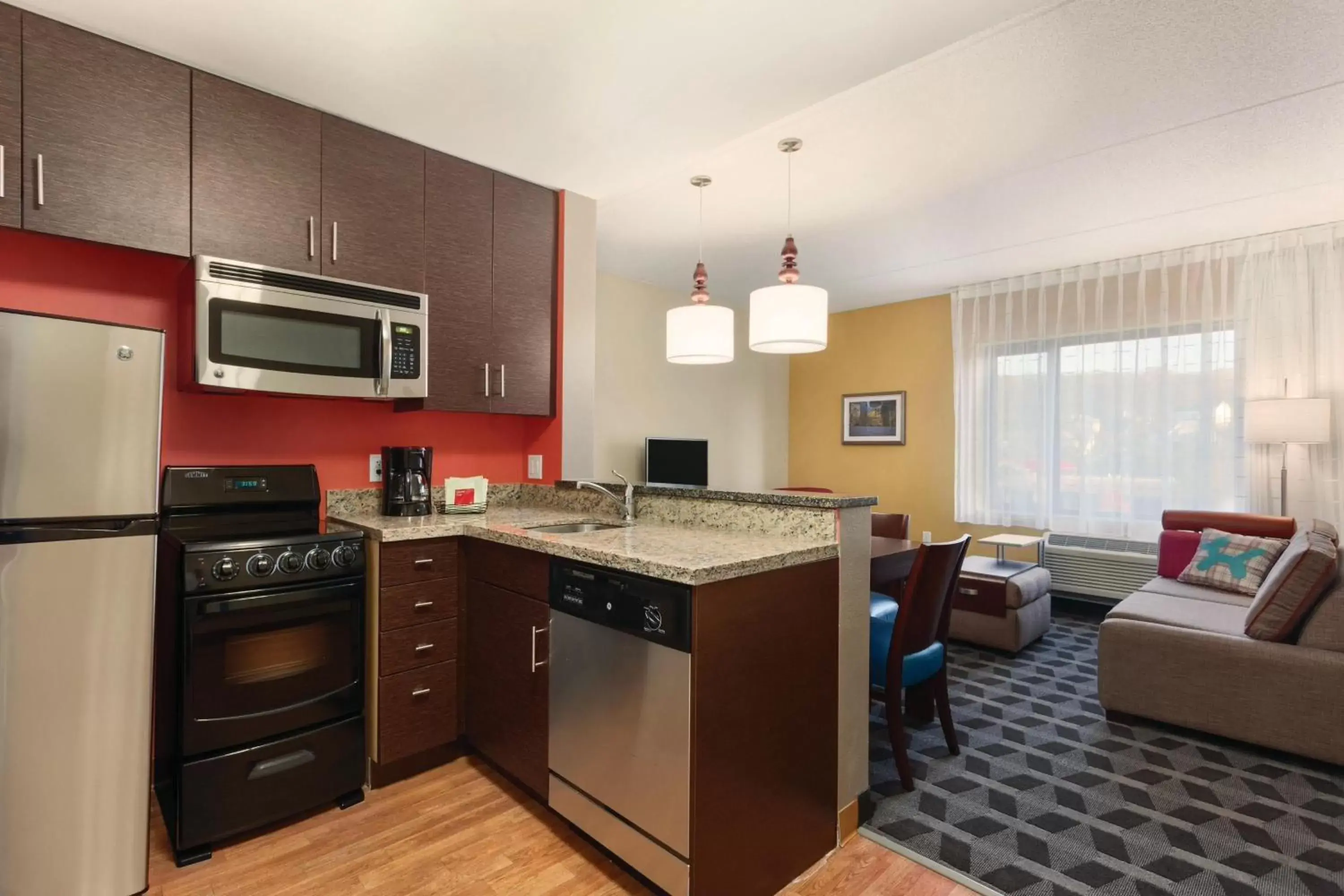 Kitchen or kitchenette, Kitchen/Kitchenette in TownePlace Suites by Marriott Harrisburg West/Mechanicsburg