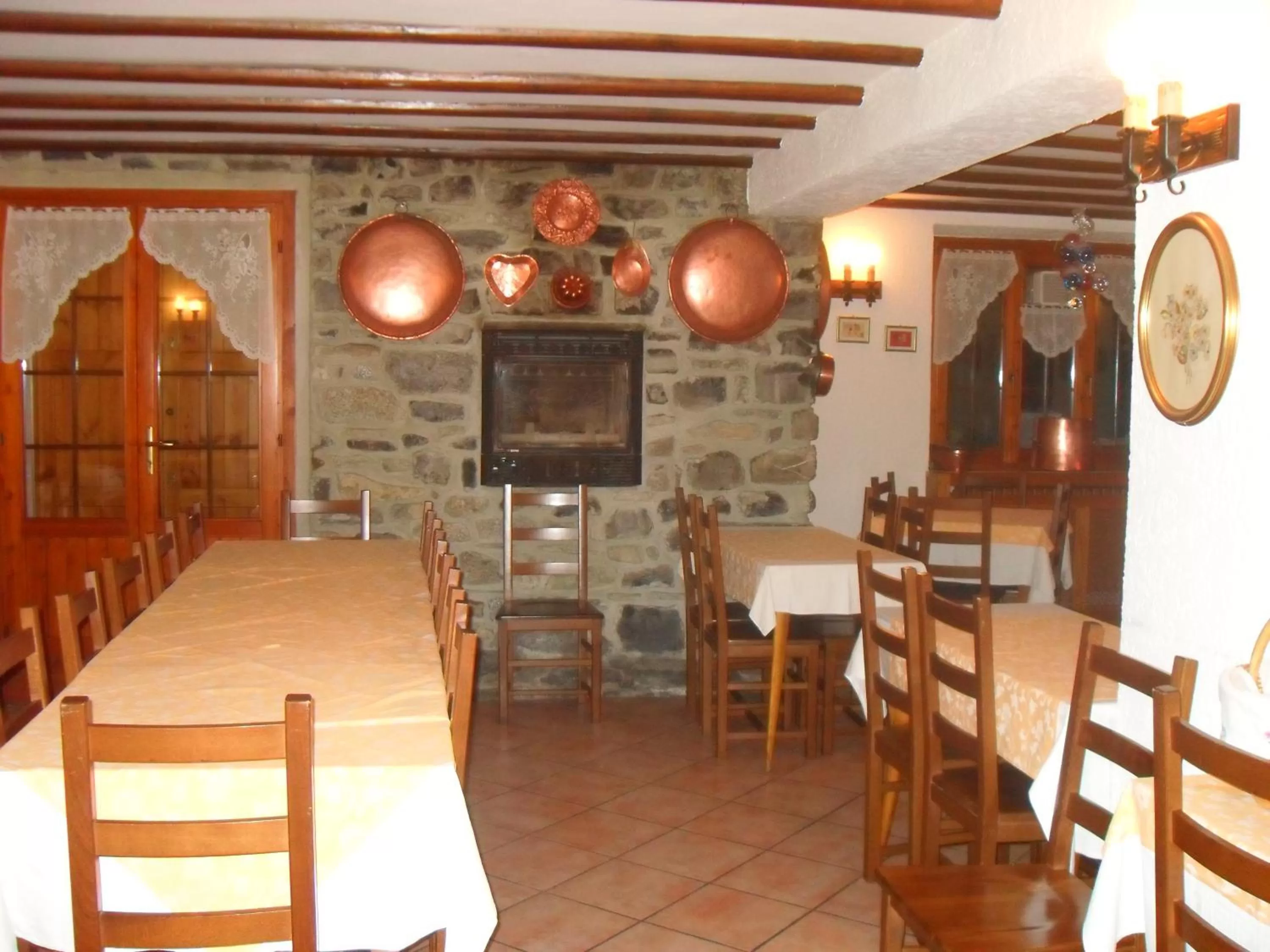 Restaurant/places to eat in Albergo La Genzianella