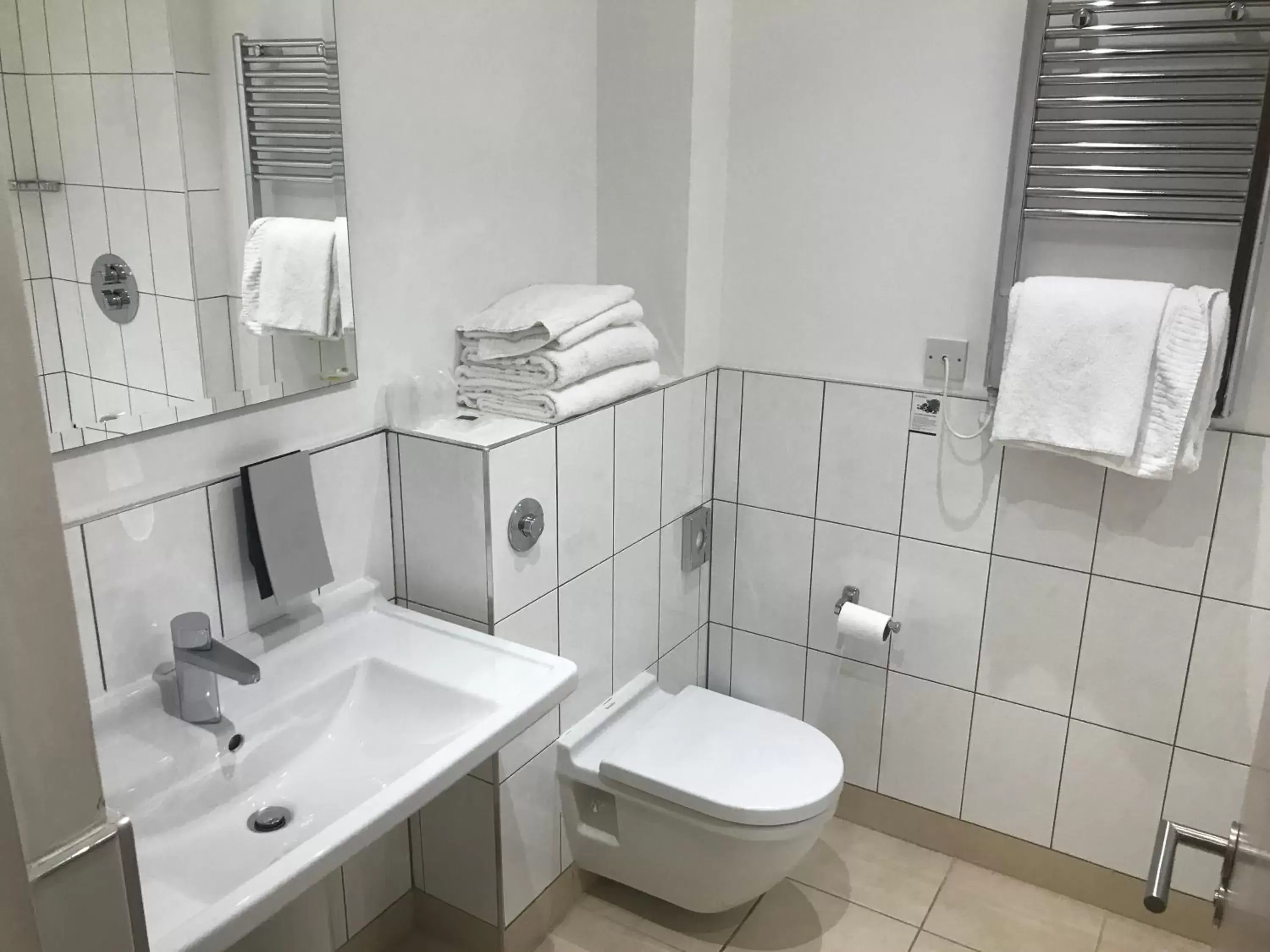 Bathroom in Best Western Rockingham Forest Hotel