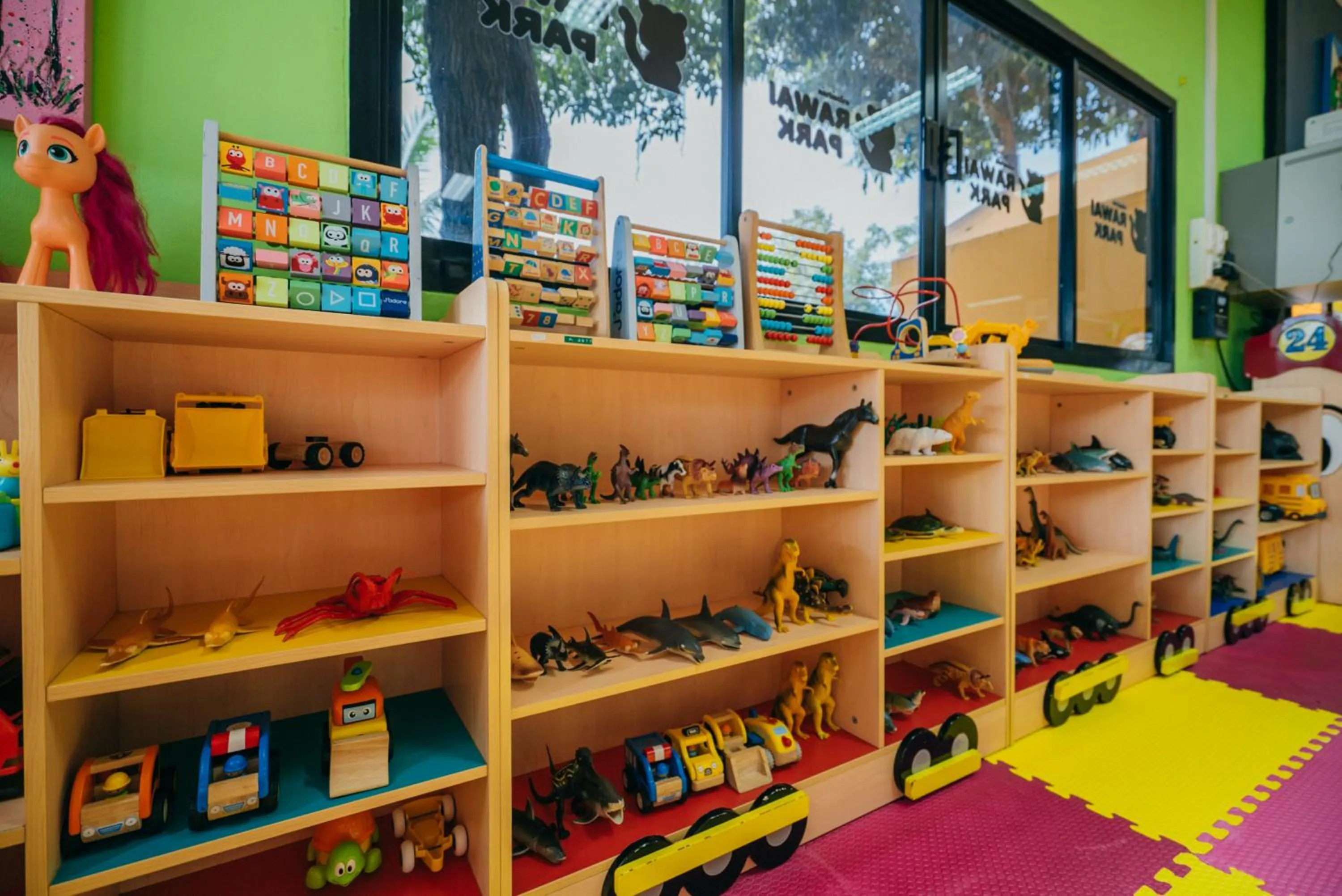 Kids's club in Rawayana West Villas & Kids Park