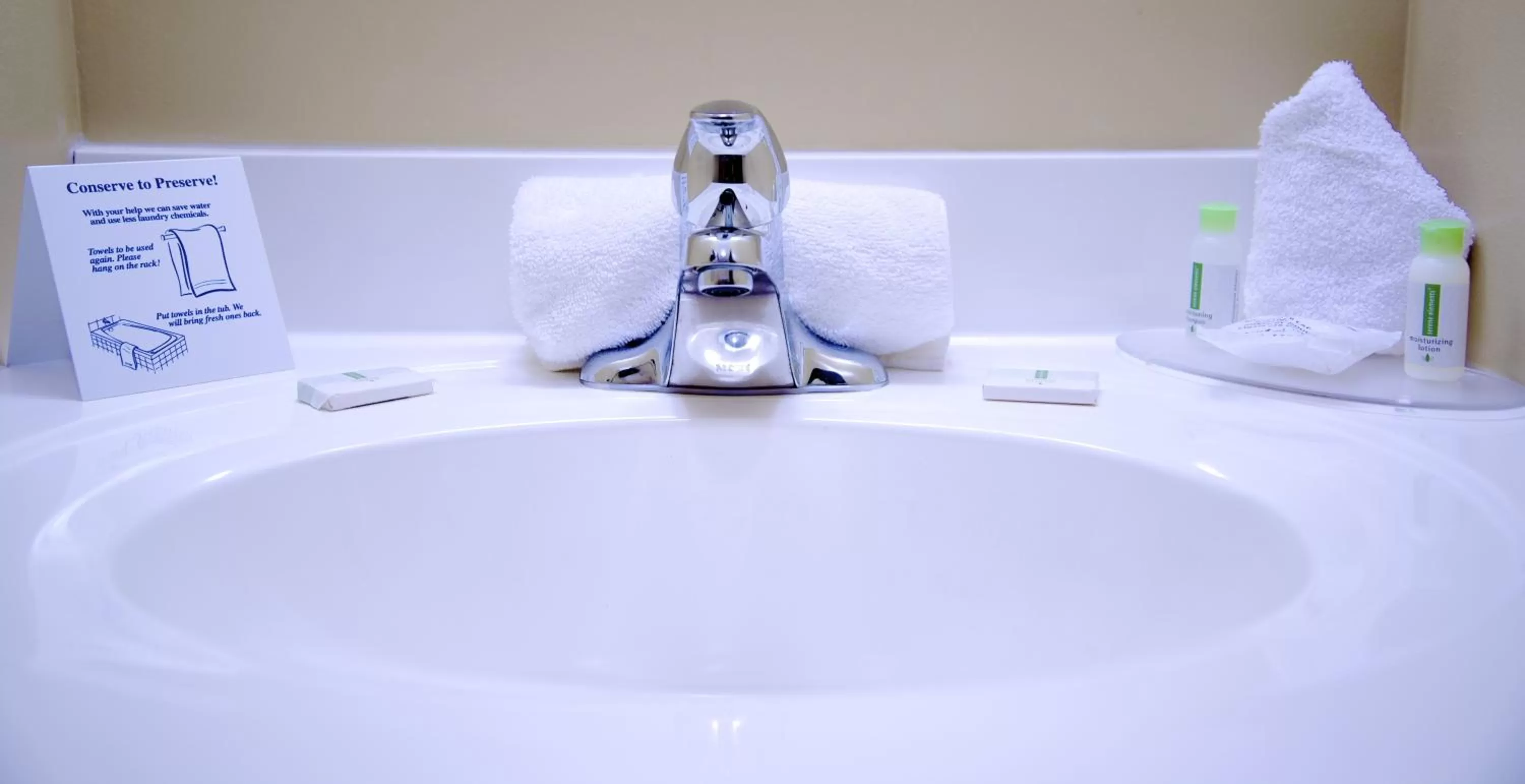 Bathroom in St Christopher's Hotel
