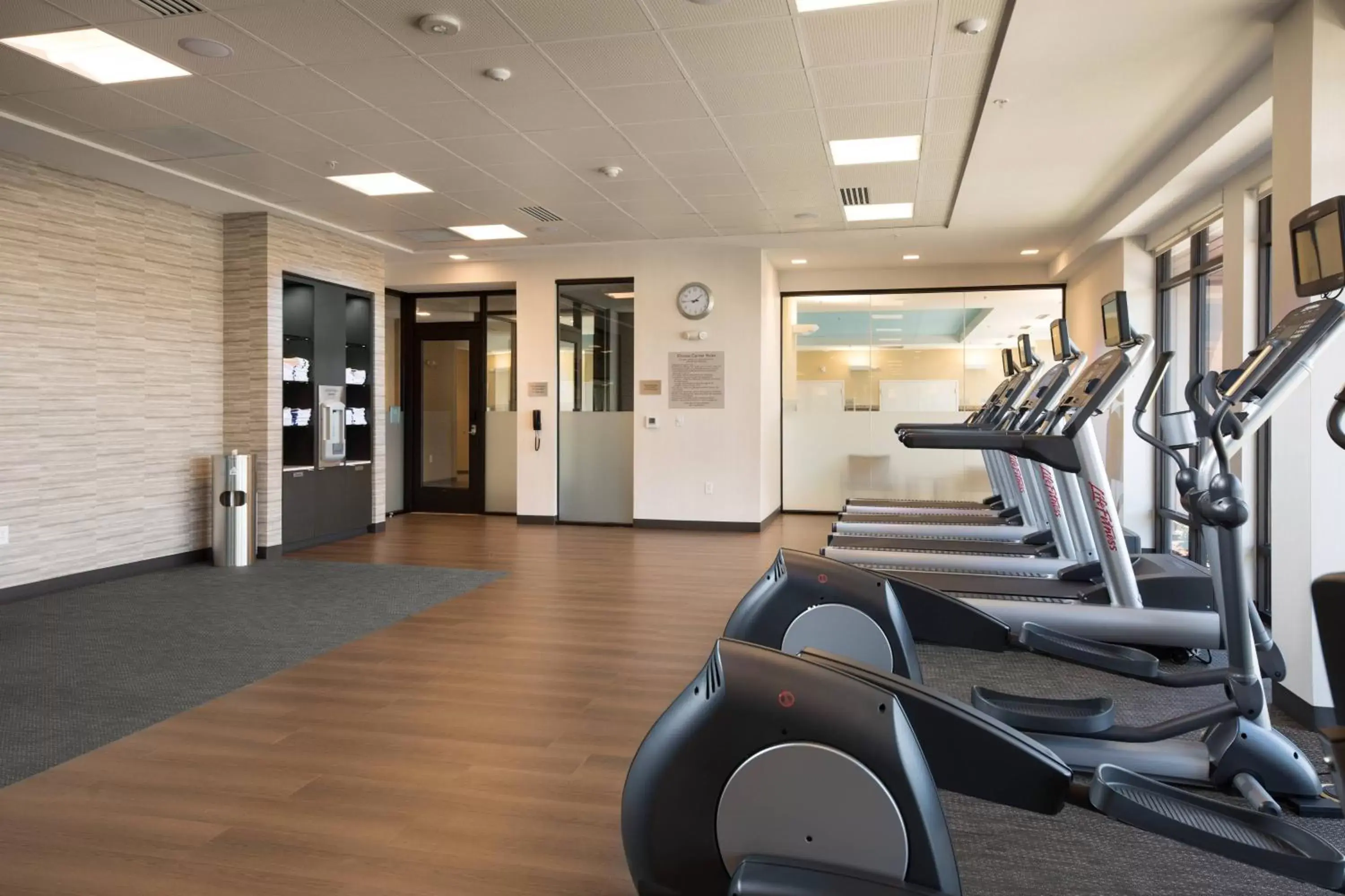 Fitness centre/facilities, Fitness Center/Facilities in Courtyard by Marriott Russellville