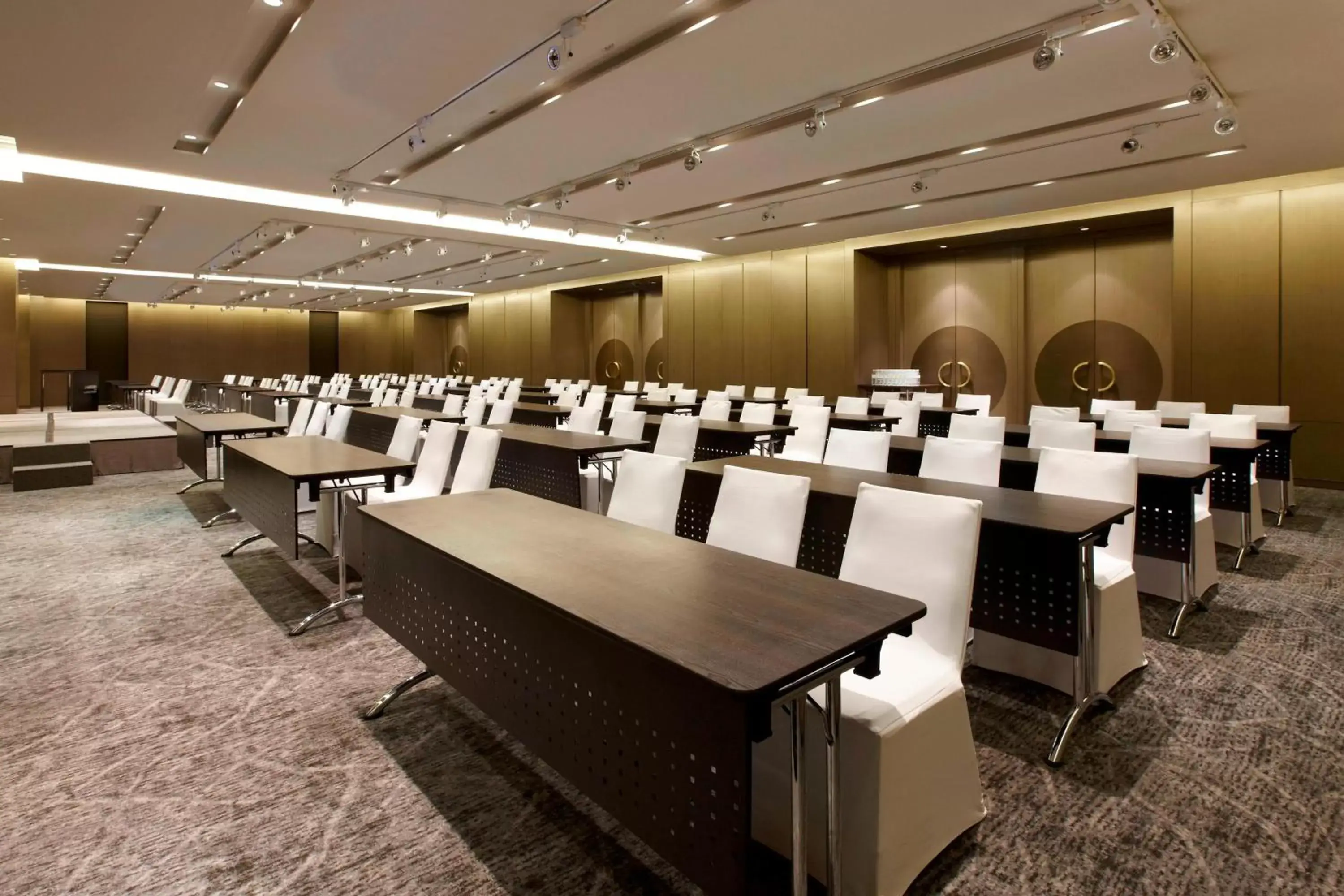 Meeting/conference room in Le Meridien Taipei