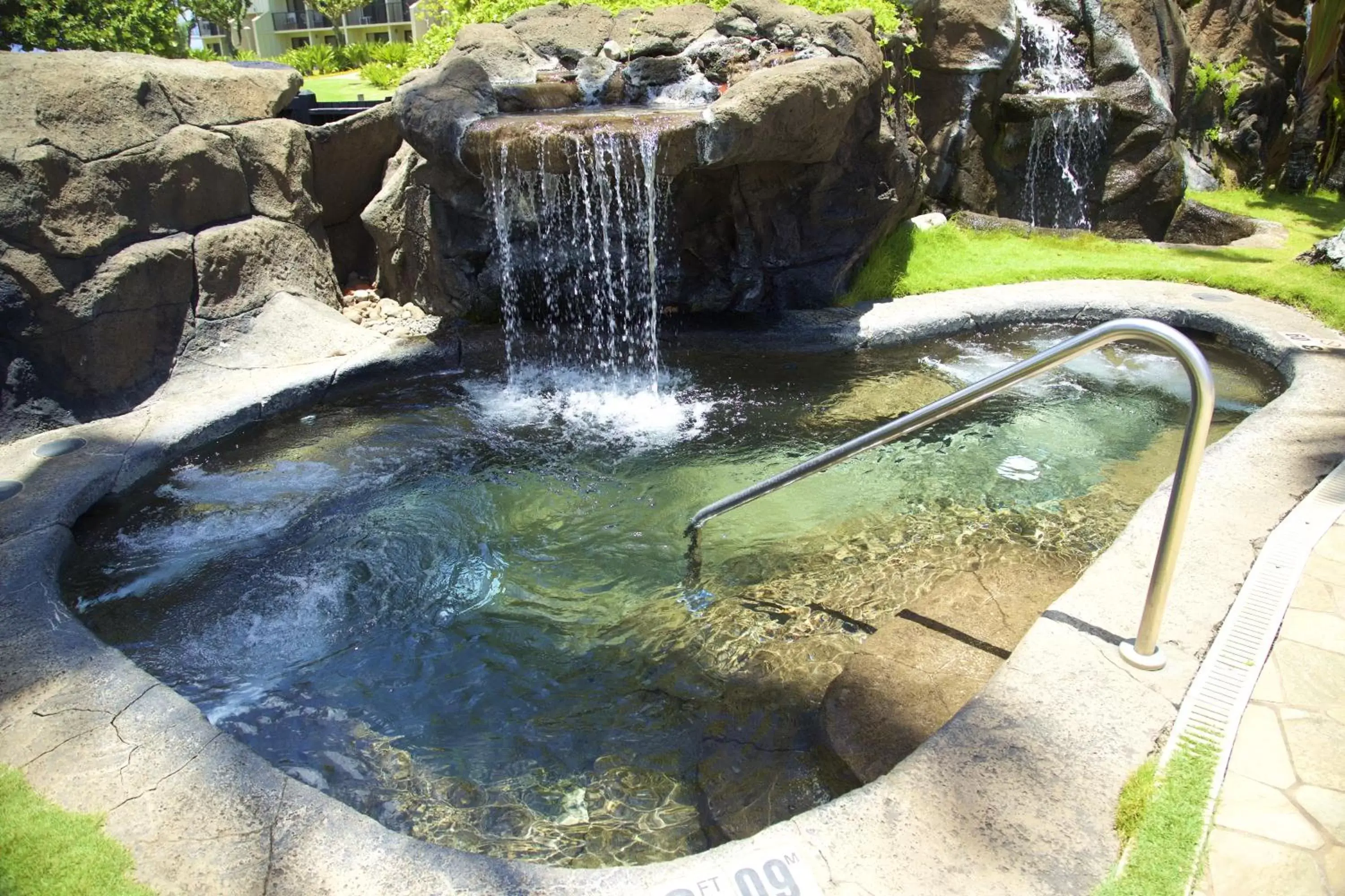 Hot Tub in OUTRIGGER Kaua'i Beach Resort & Spa